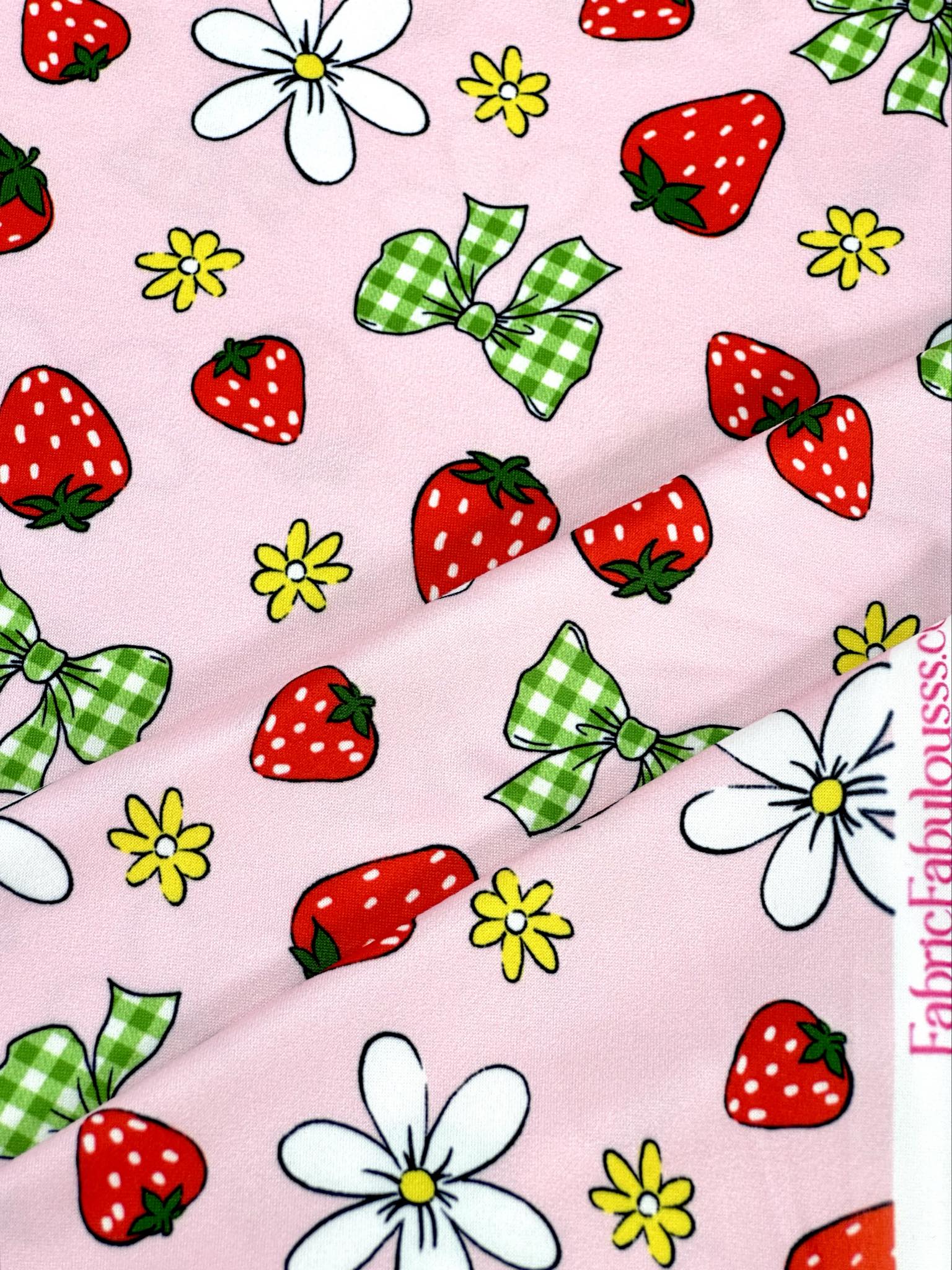 (DBP) STRAWBERRIES AND KELLY GREEN CHECKERED BOW