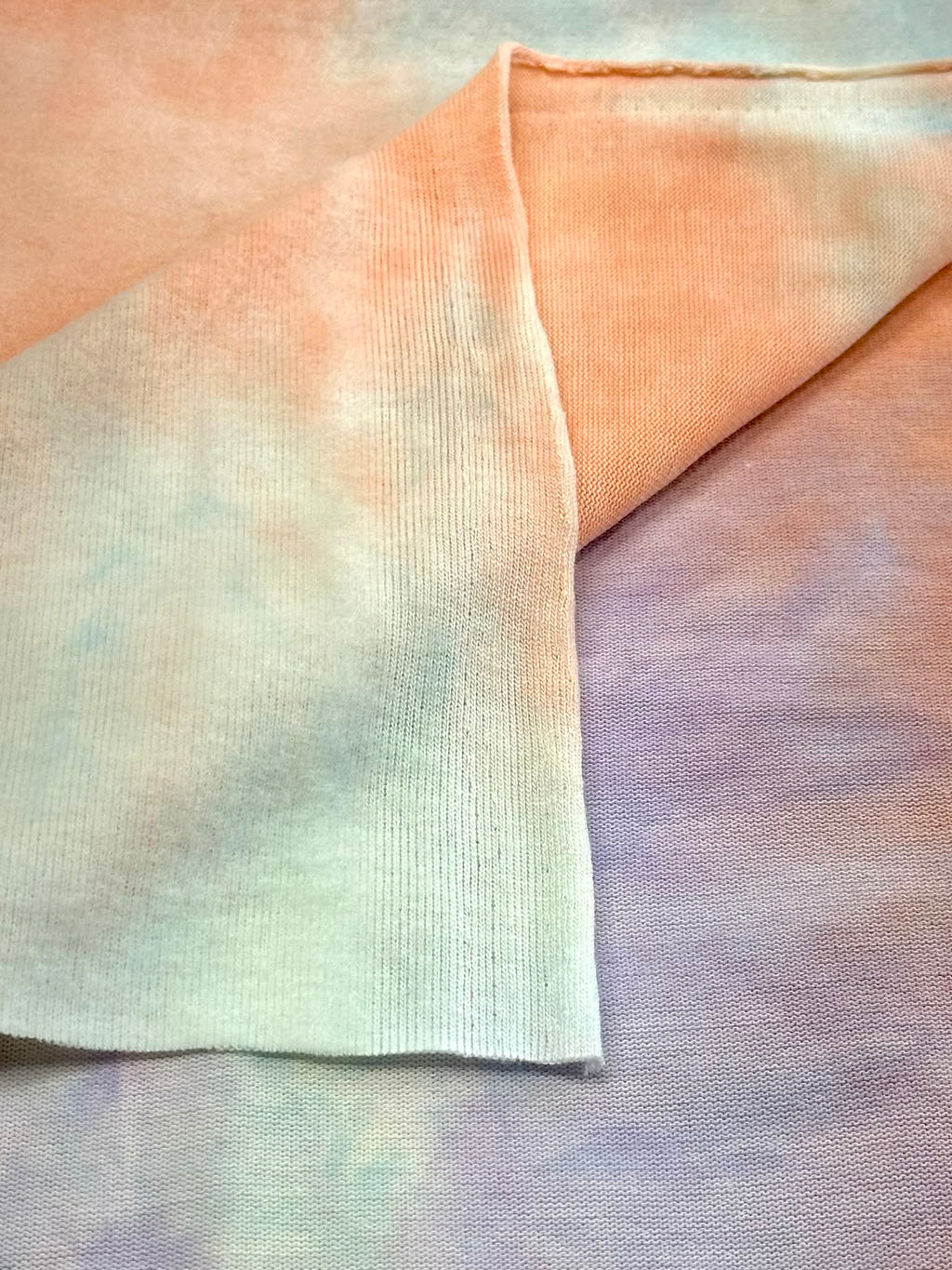 (BRUSHED SWEATER KNIT) PASTEL TIE DYE