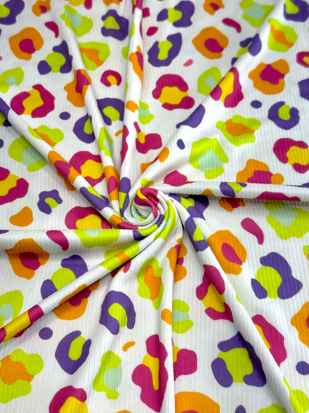 (4X2 YUMMY RIB) MULTI COLORFUL CHEETAH PRINT ON OFF WHITE