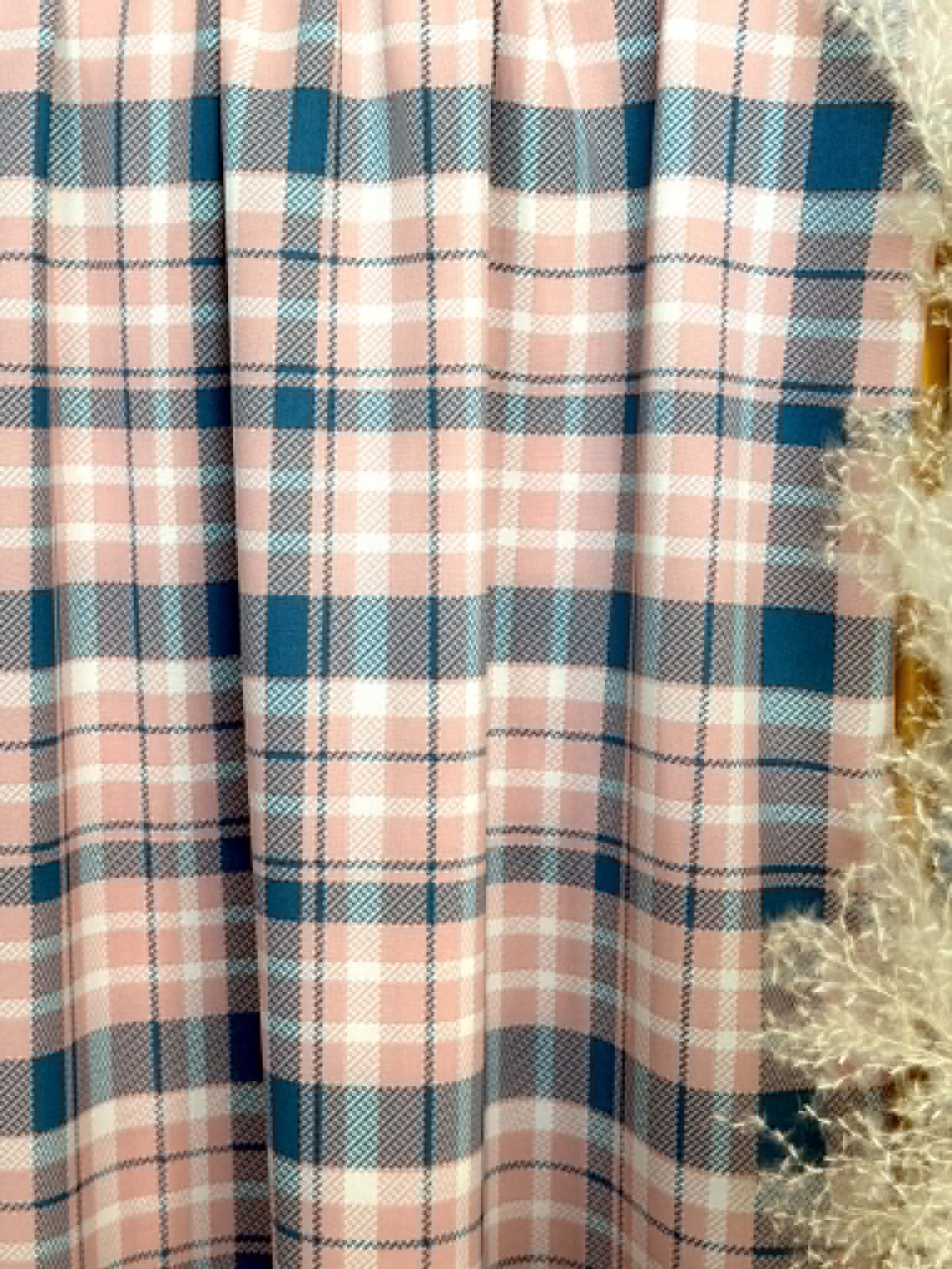 (WOVEN) BLUSH AND NAVY PLAID