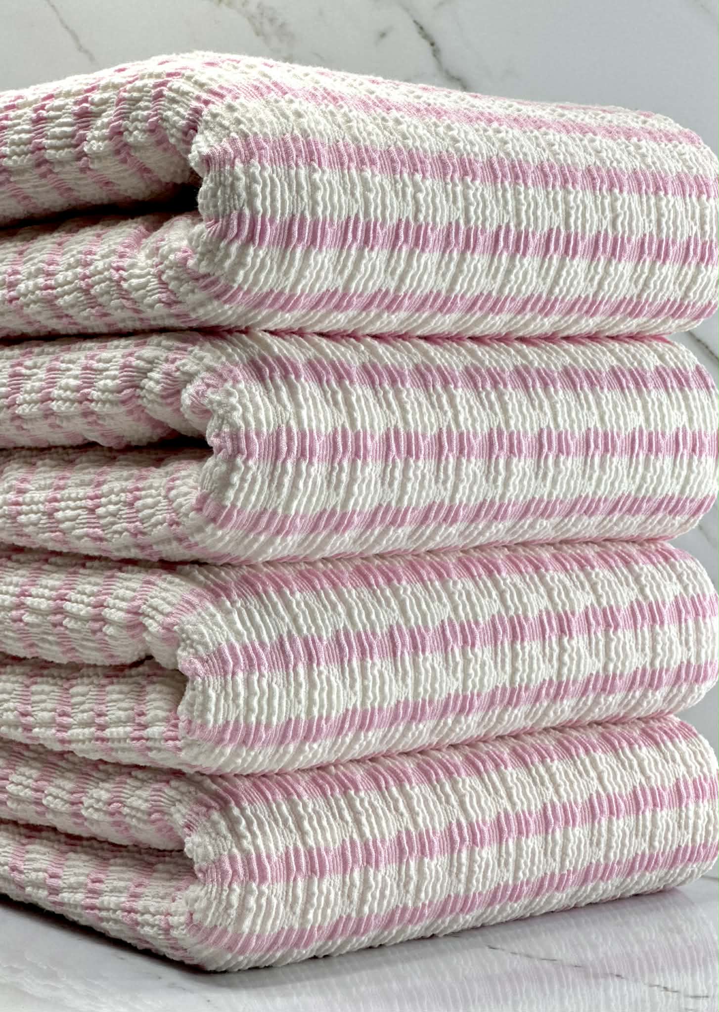 (GUAPO STRIPE) PINK STRIPES ON IVORY