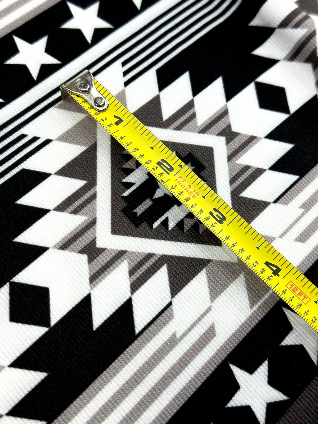 (SWEATER KNIT/ OAKLEY) BLACK, WHITE, AND CHARCOAL WESTERN STAR PATTERN (1)
