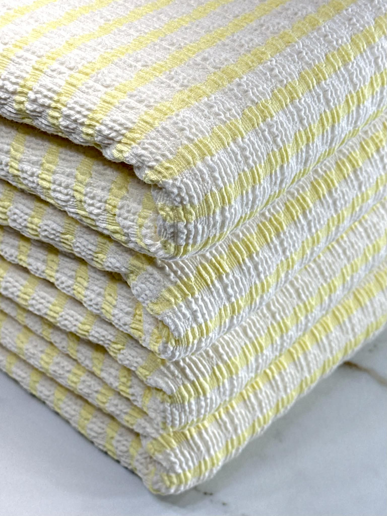 (GUAPO STRIPE) YELLOW STRIPES ON IVORY