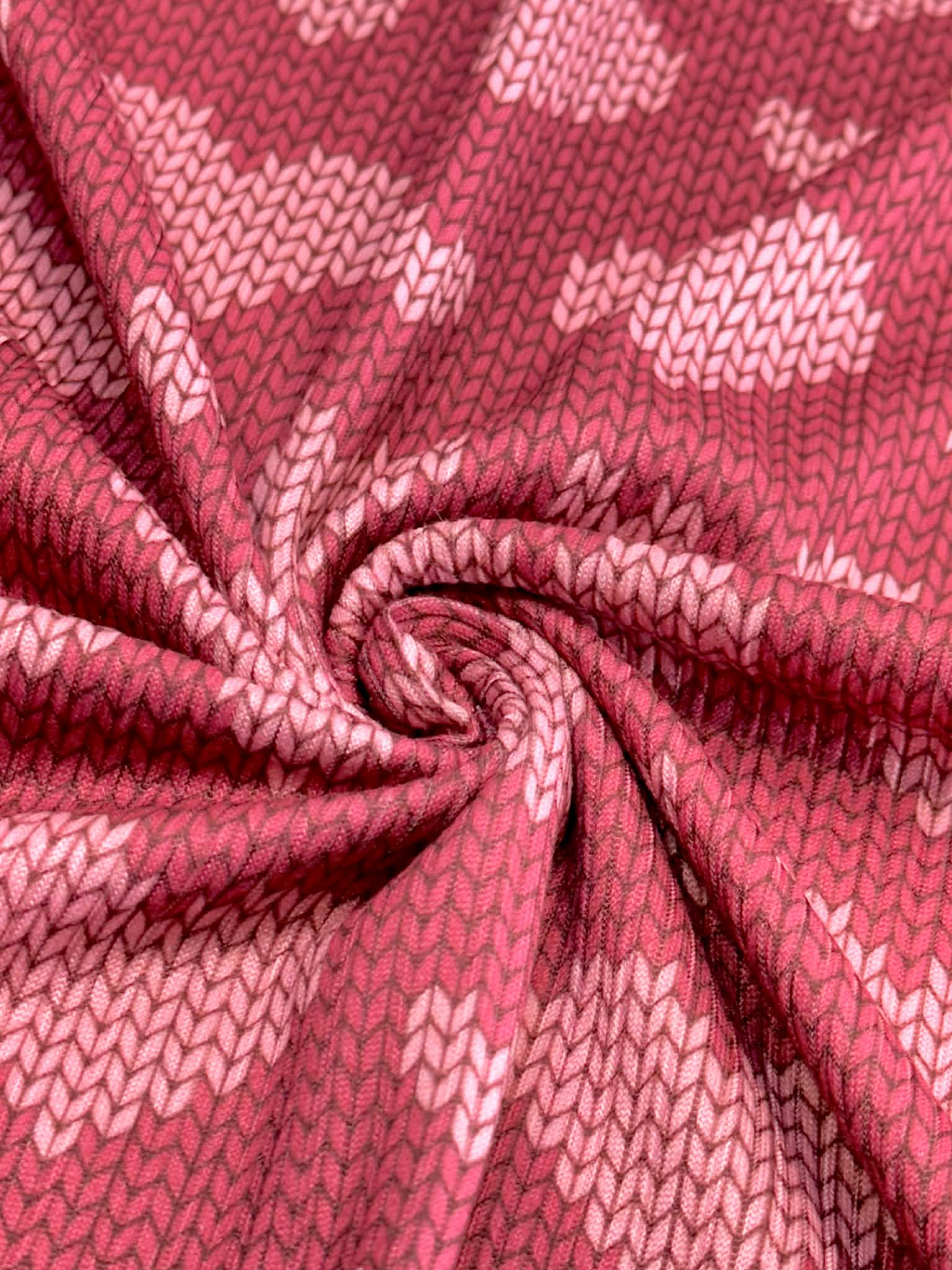 (4X2 YUMMY RIB) PINK KNIT HEARTS ON VINTAGE STRAWBERRY