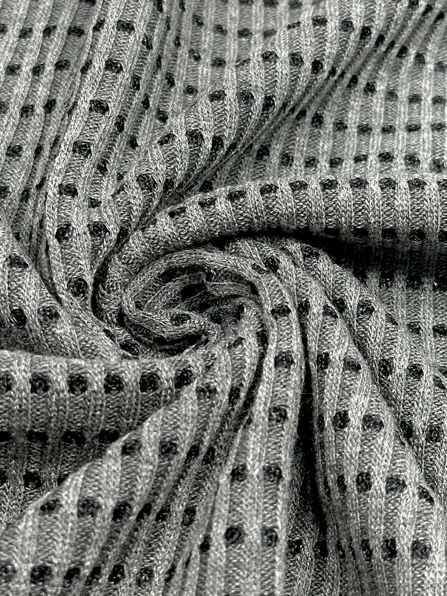 (WAFFLE) BLACK DOTS STRIPE ON CHARCOAL