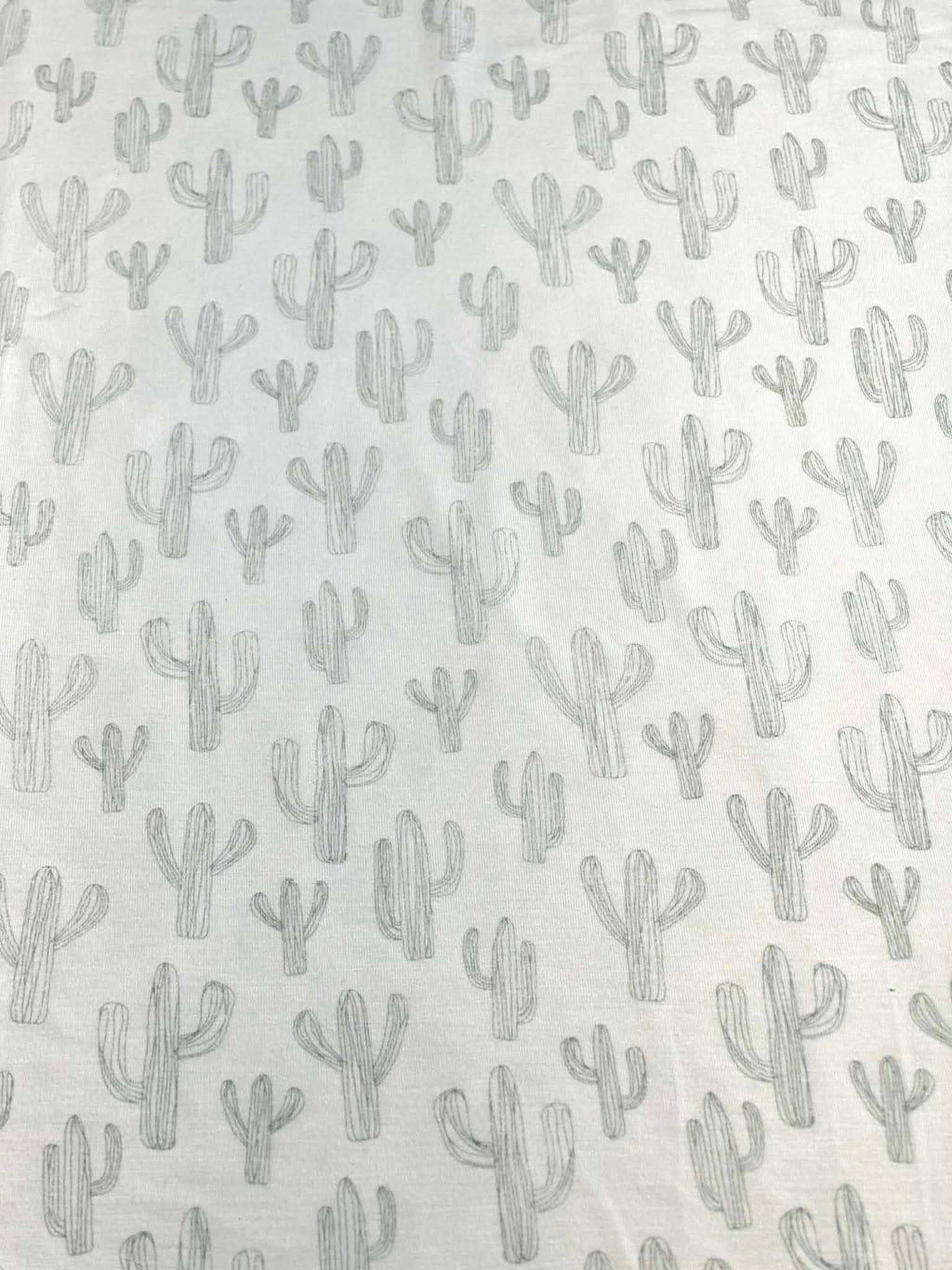 (RAYON MODAL) VINTAGE CACTUS ON OFF WHITE