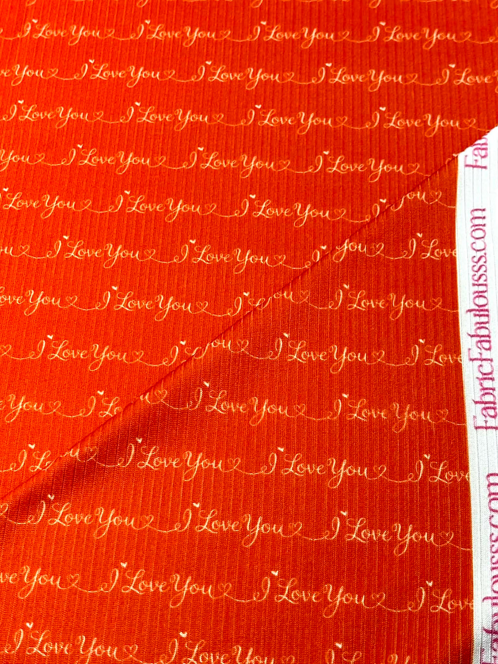(4X2 YUMMY RIB) I LOVE YOU PRINT ON RED