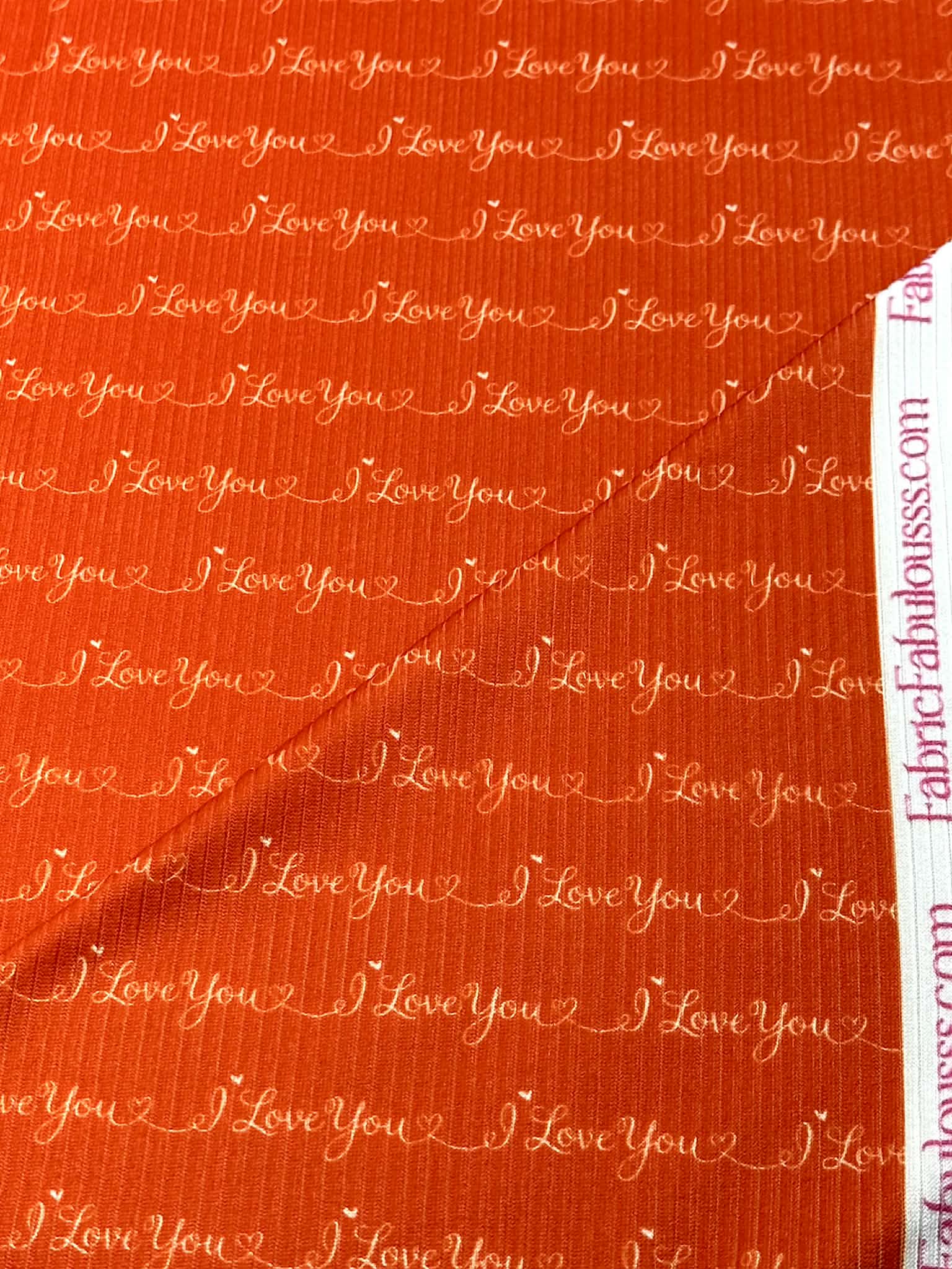 (4X2 YUMMY RIB) I LOVE YOU PRINT ON RED