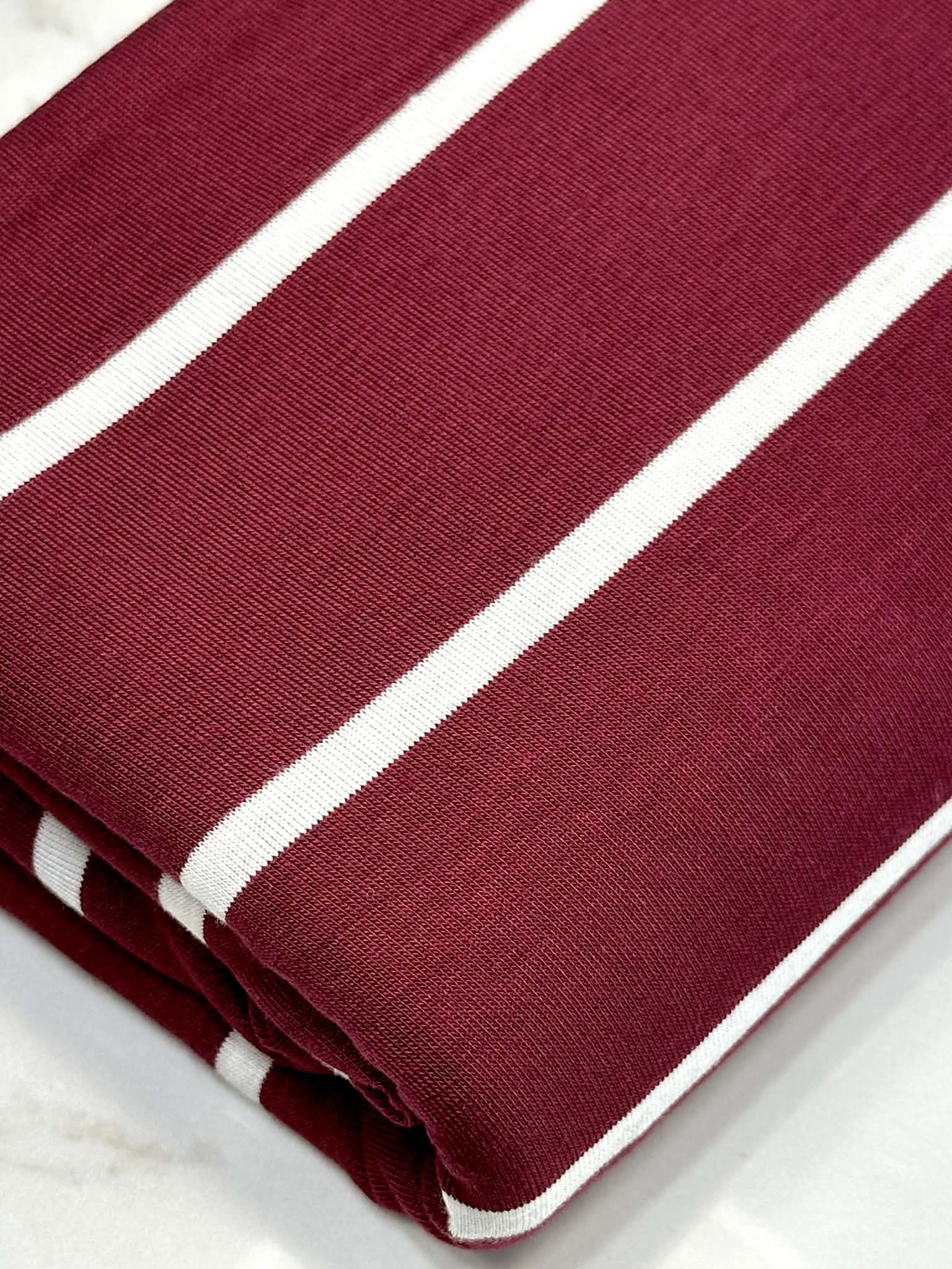 (RAYON MODAL) OFF WHITE STRIPES ON BURGUNDY (1)