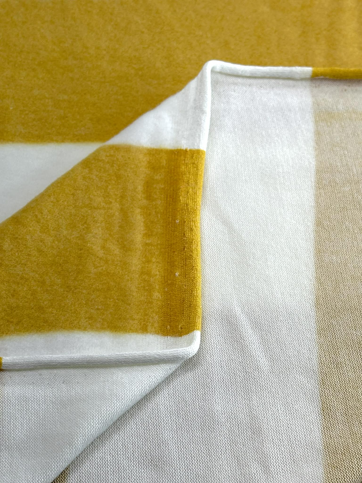 (BRUSHED SWEATER KNIT) MUSTARD AND OFF WHITE LARGE STRIPES