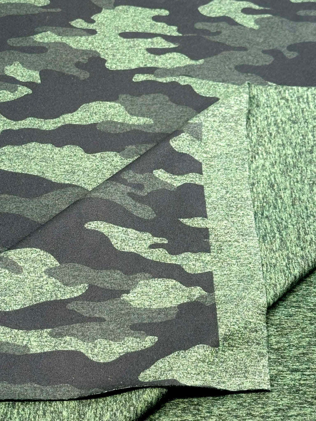 (YOGA) OLIVE AND BLACK CAMOFLAGE