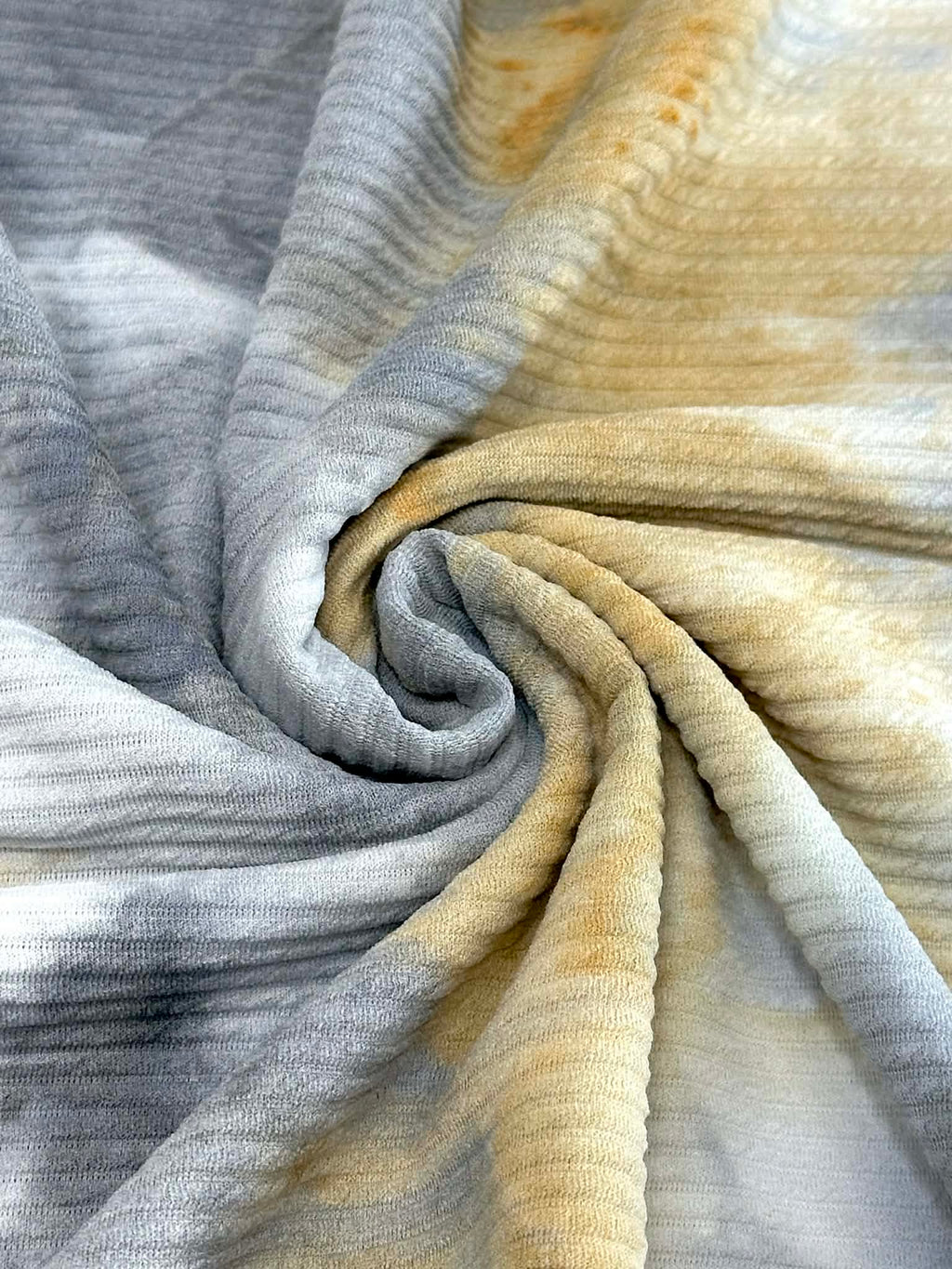 (TEXTURE HORIZONTAL RIB) VINTAGE YELLOW, GRAY AND OFF WHITE TIE DYE