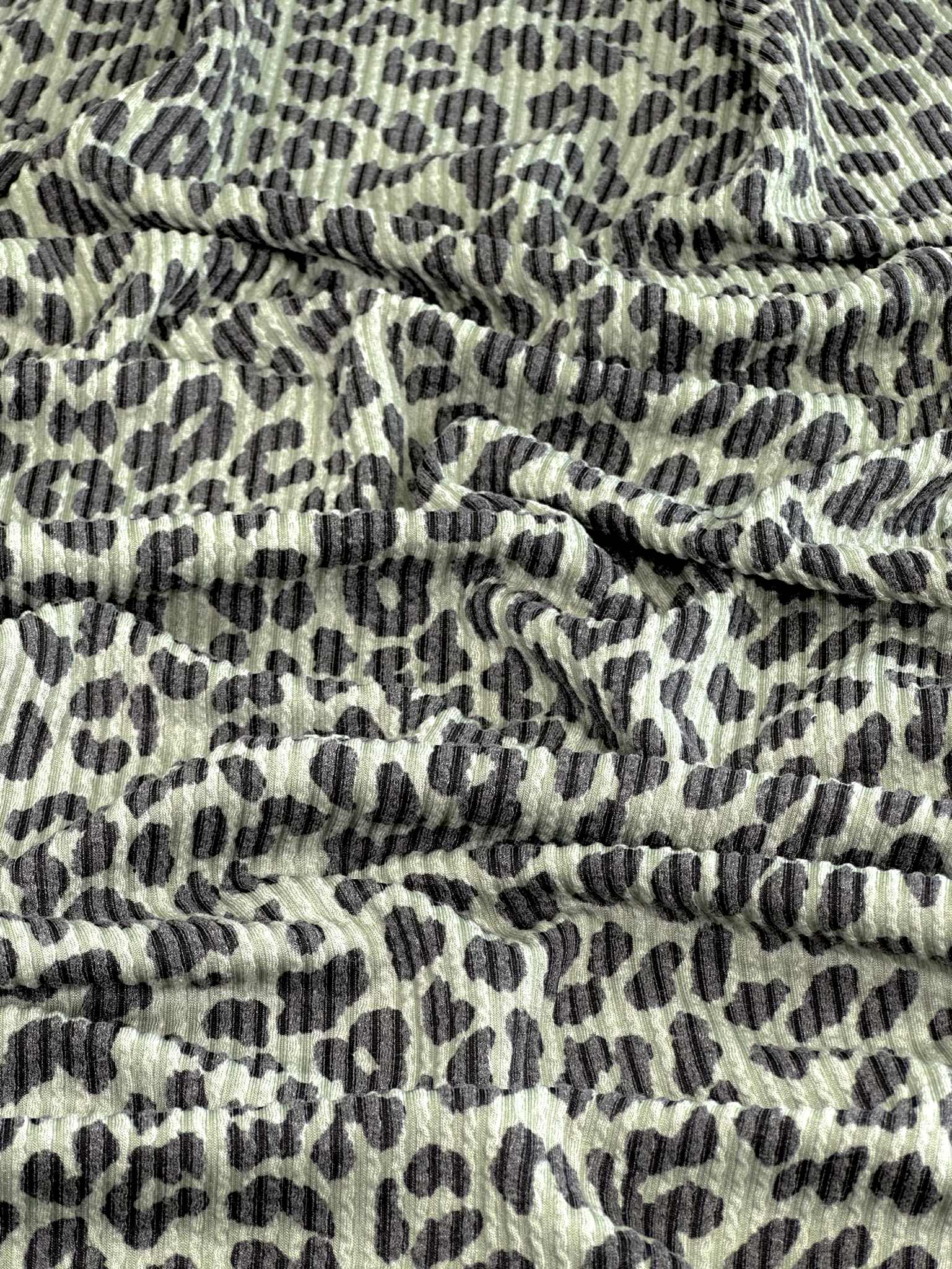 (URBAN RIB) BLACK LEOPARD ON SAGE