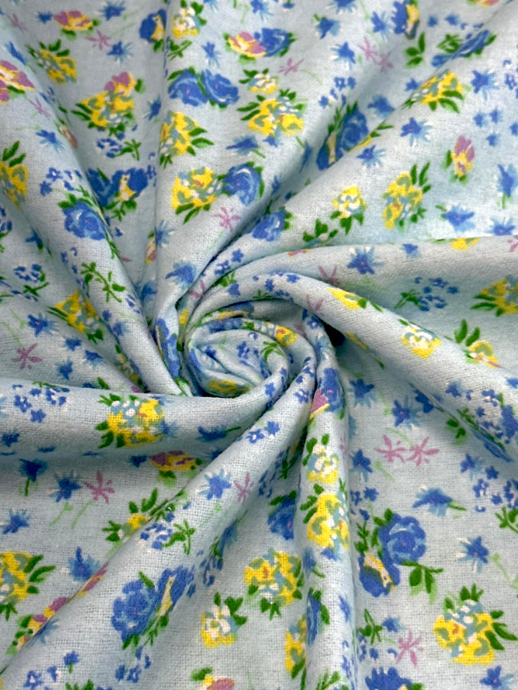 (FLANNEL COTTON) FLORAL PATTERN ON LIGHT BLUE