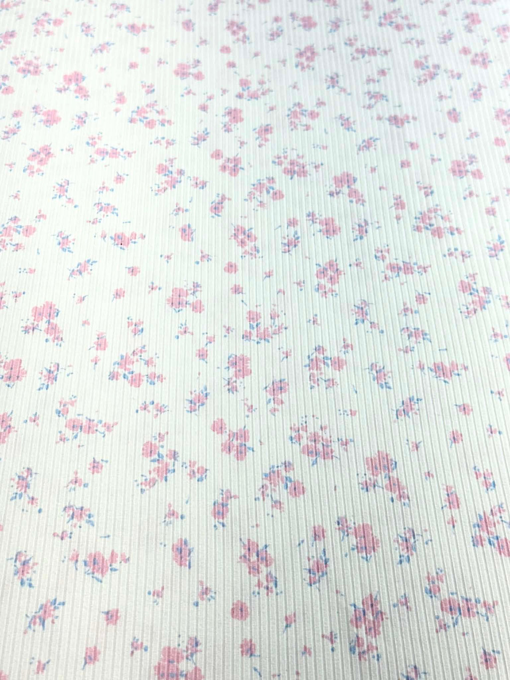 (4X2 YUMMY RIB) PINK AND BLUE TINY FLOWERS ON OFF WHITE