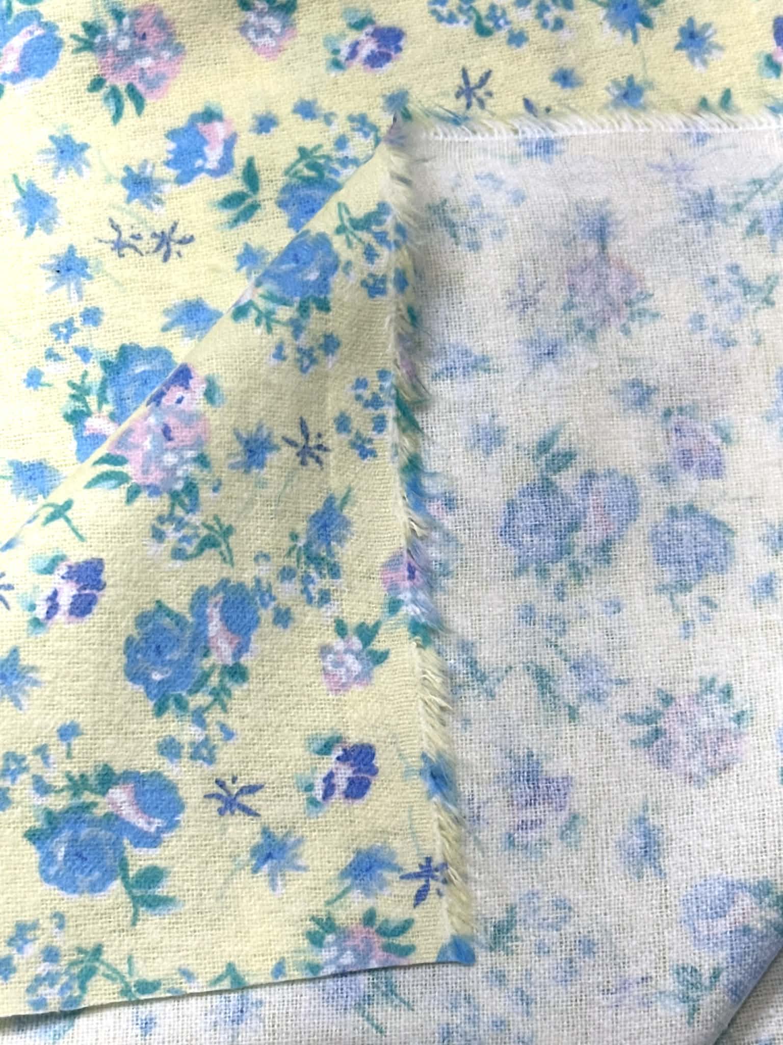 (FLANNEL COTTON) FLORAL PATTERN ON SOFT YELLOW
