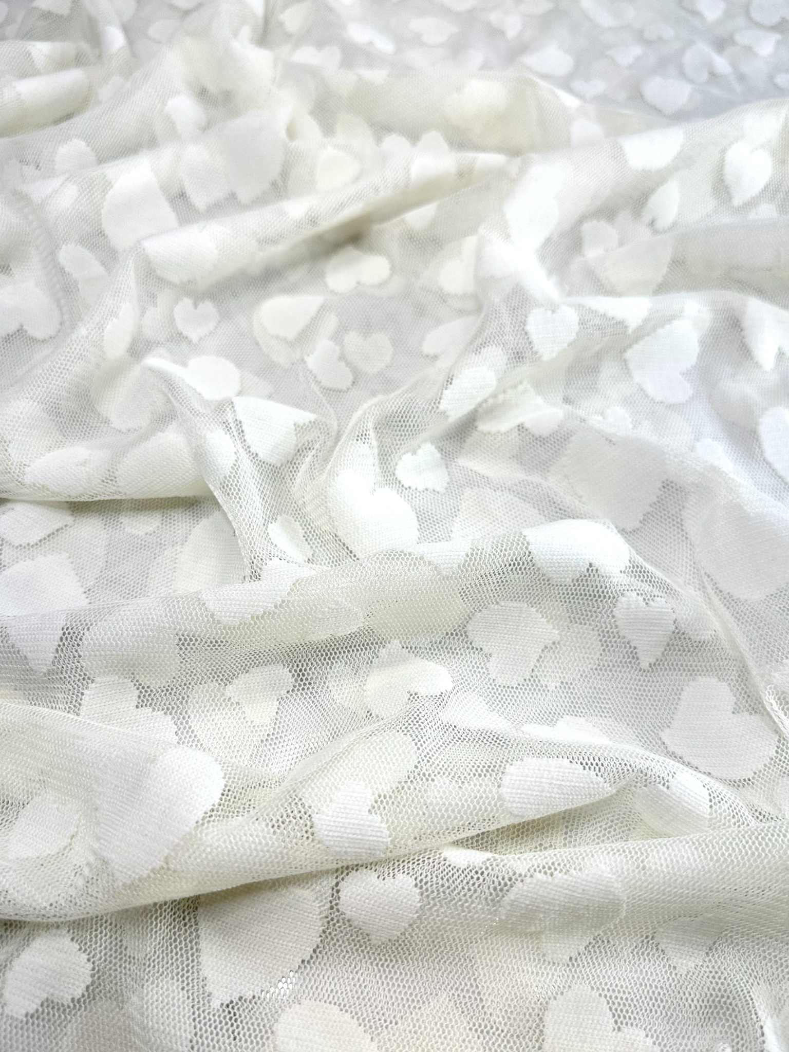 (MESH) IVORY HEARTS