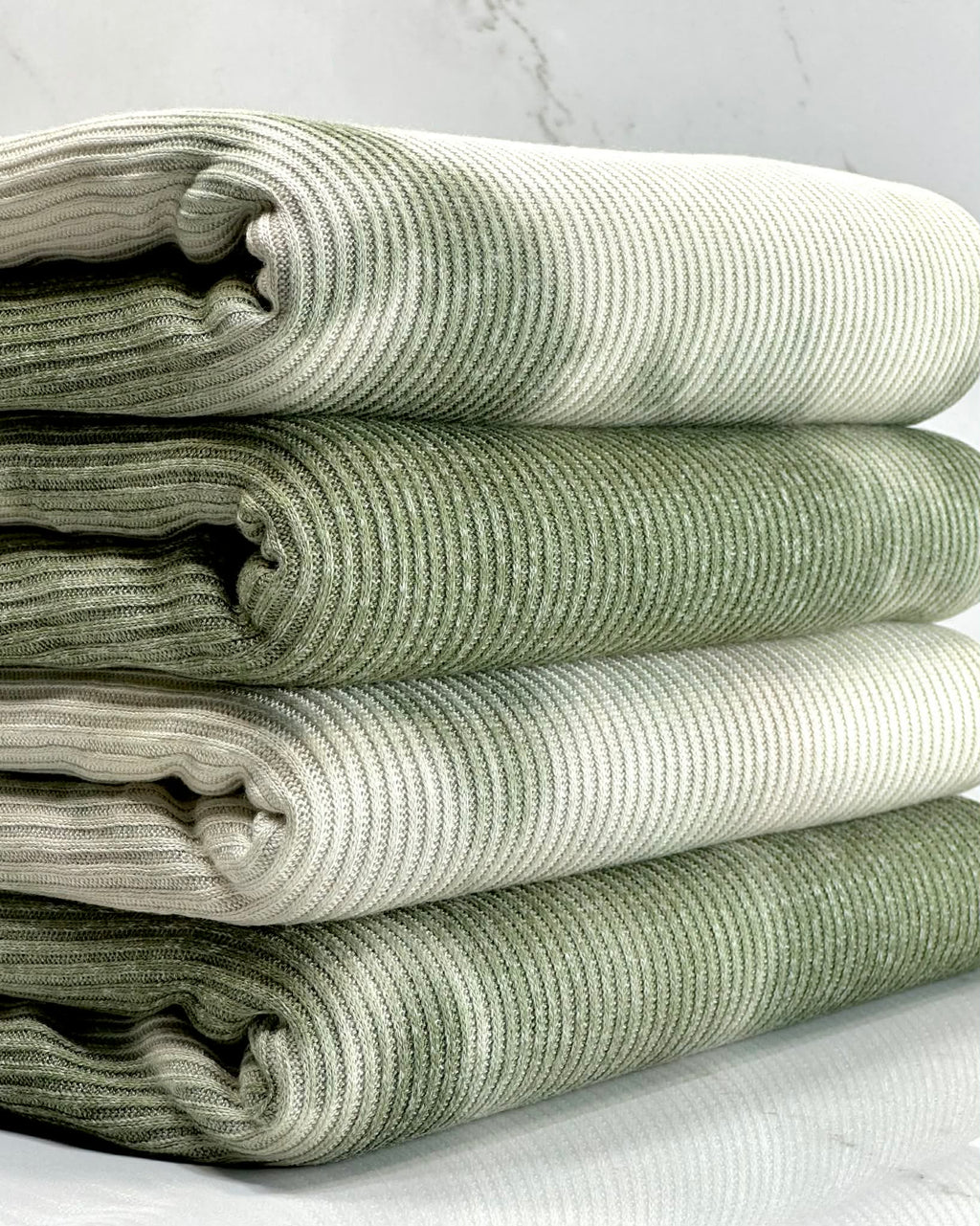 (CASHMERE RIB BRUSHED) OLIVE AND CREAM TIE DYE