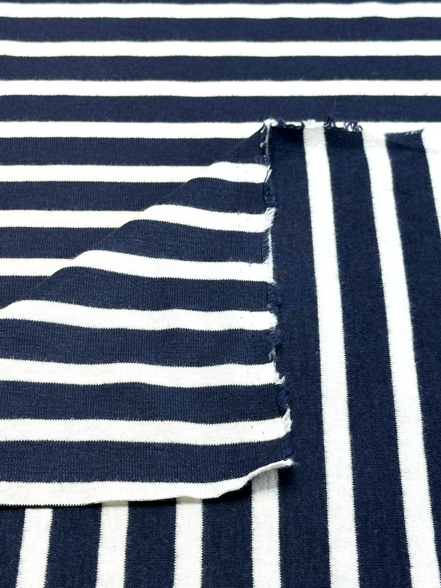 (BABY RIB) OFF WHITE STRIPES ON NAVY
