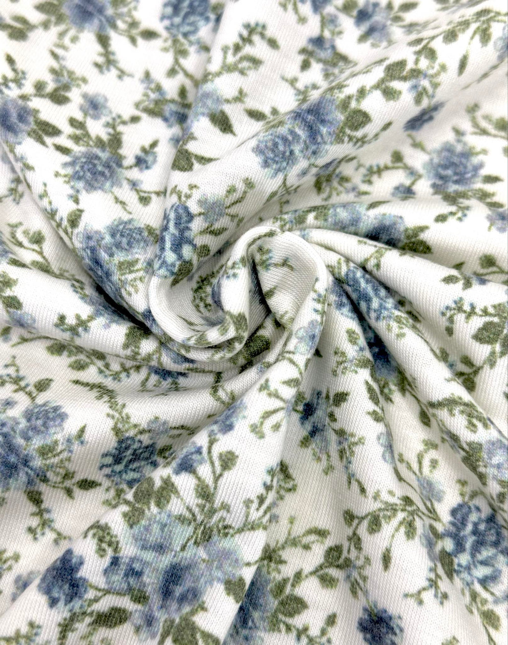 (RAYON MODAL) SMALL VINTAGE BLUE FLORAL ON OFF WHITE