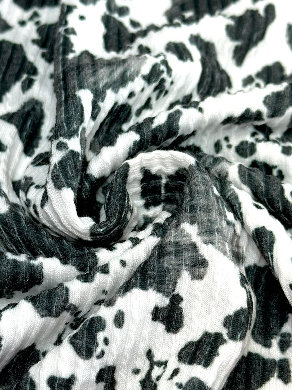 (URBAN RIB) SMALL BLACK COW FUR PRINT ON OFF WHITE