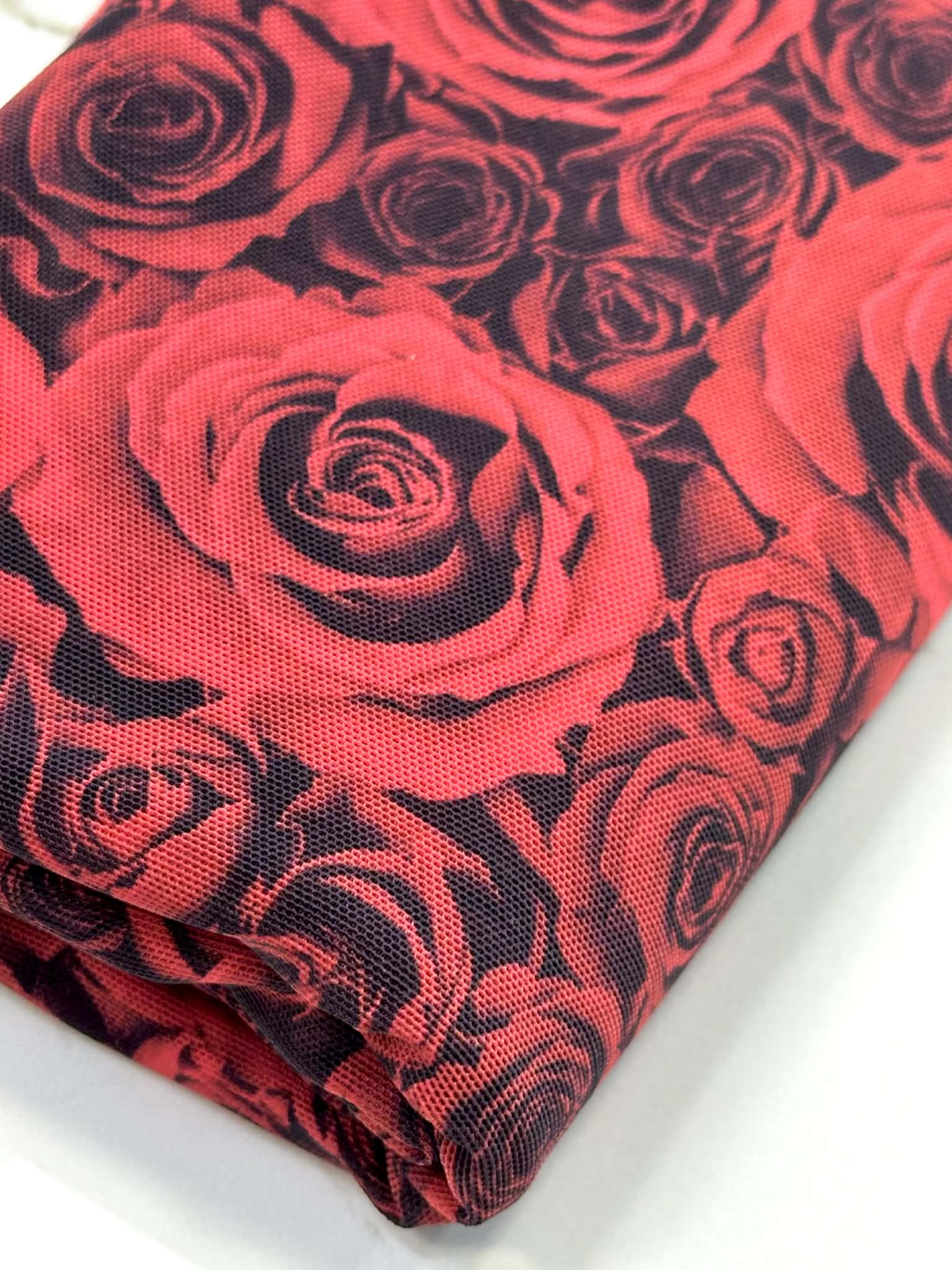 (DOUBLE MESH) RED ROSES