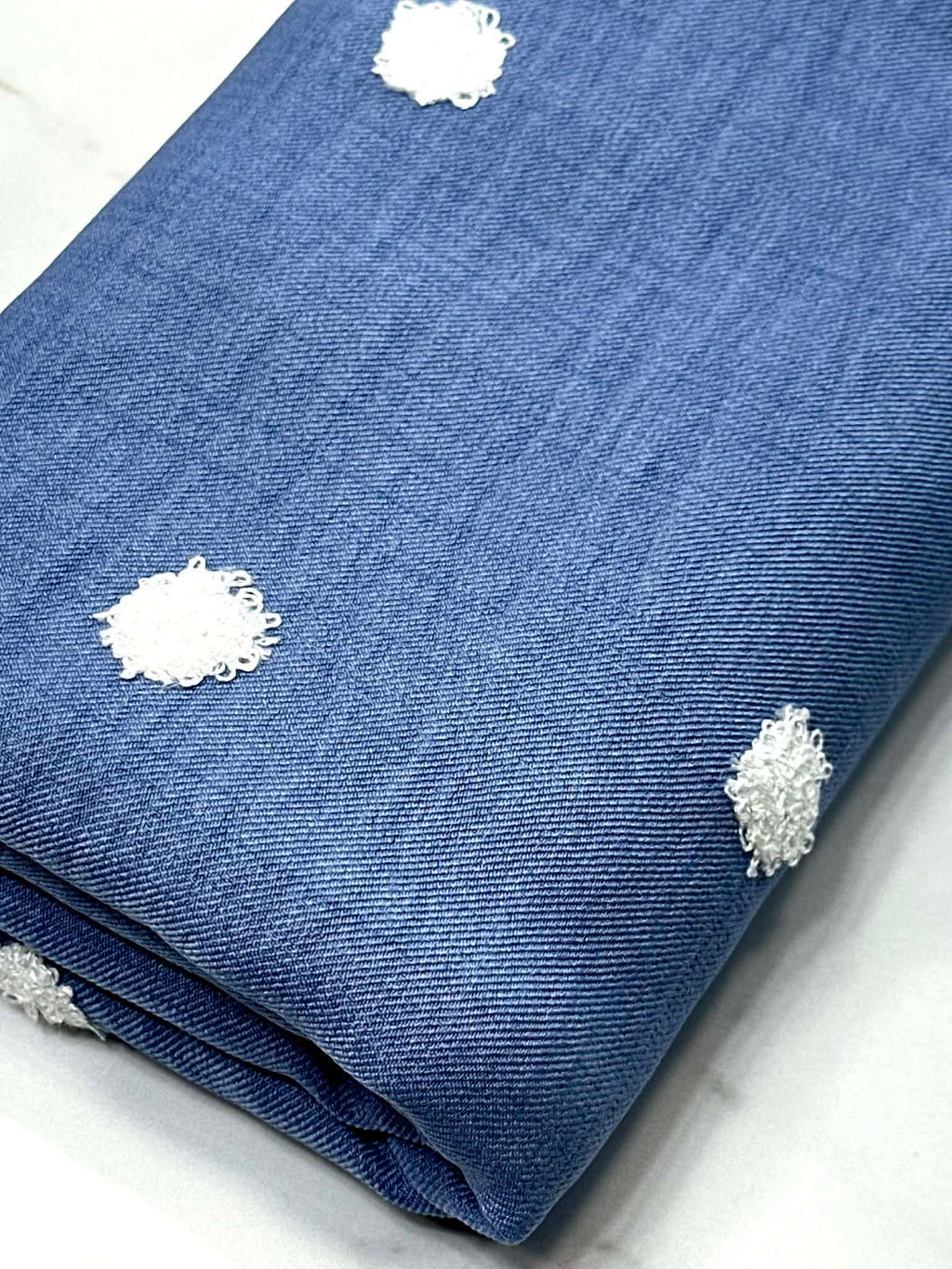 (WOVEN) 3D WHITE DOTS ON LIGHT INDIGO