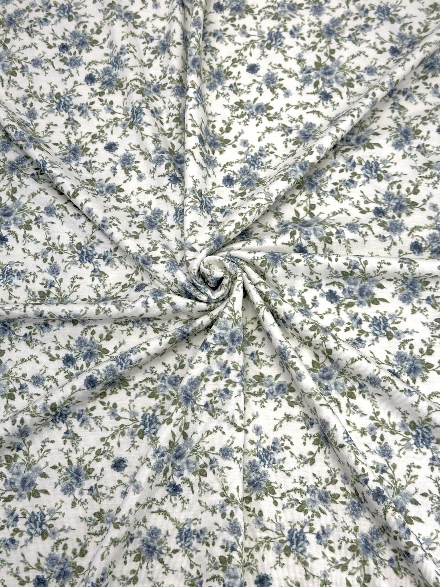 (RAYON MODAL) SMALL VINTAGE BLUE FLORAL ON OFF WHITE