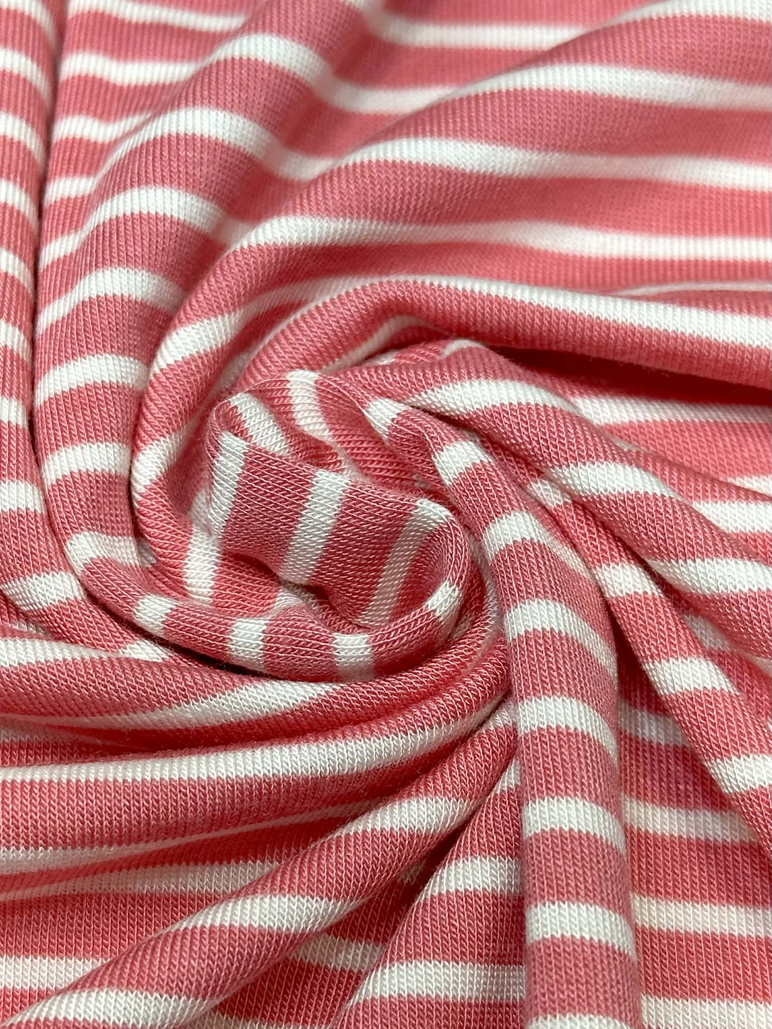(JERSEY) OFF WHITE STRIPES ON CORAL