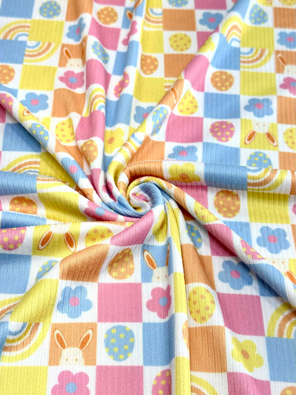 (4X2 YUMMY RIB) BUNNYS, EGGS, RAINBOWS, AND FLOWERS, CHECKERED PATTERN (1)