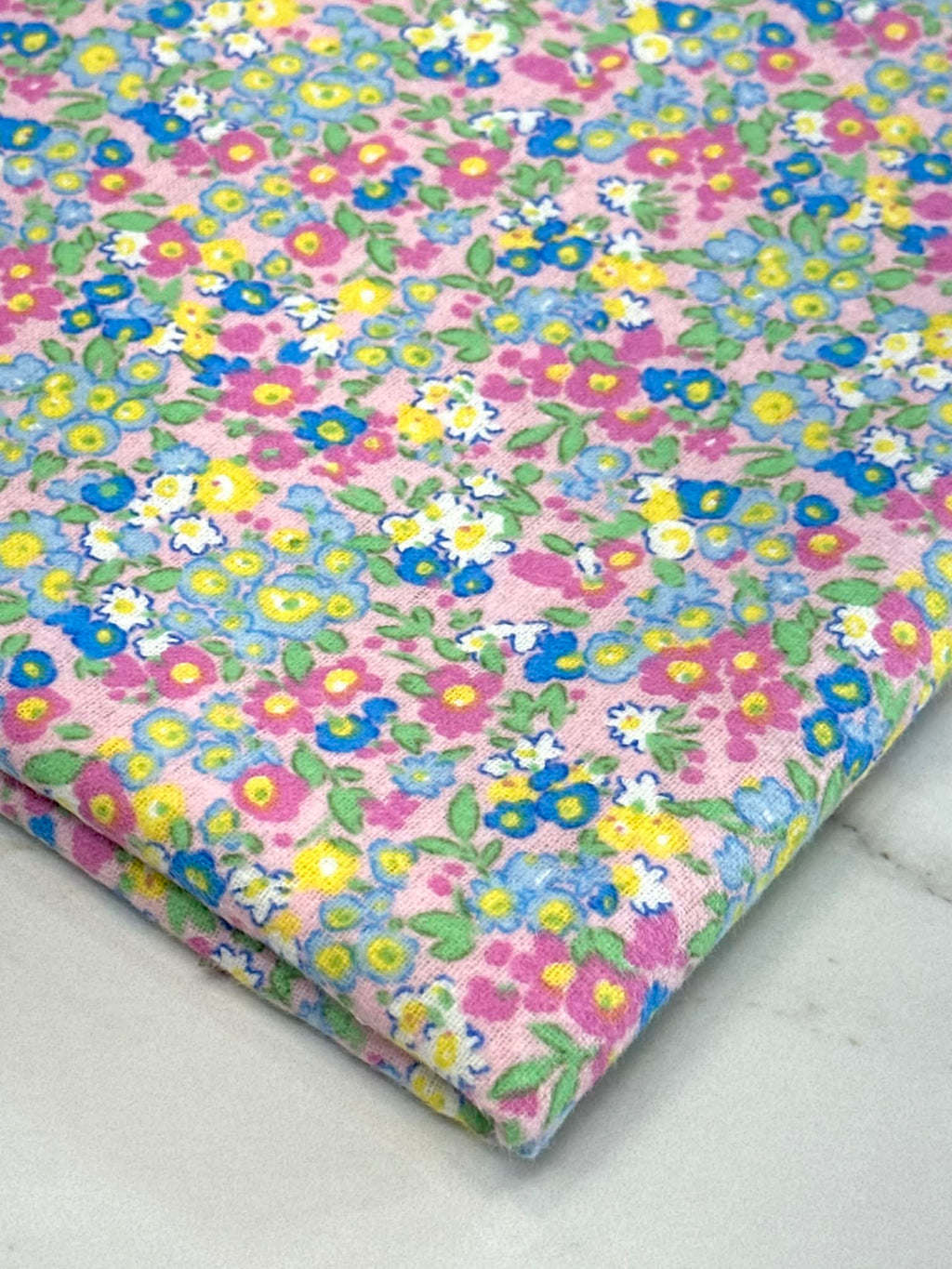 (FLANNEL COTTON) FLORAL PATTERN ON PINK