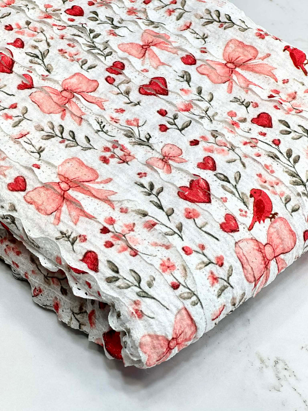 (RUFFLE LACE) HEARTS, BOWS, FLOWERS, AND RED BIRDS ON OFF WHITE