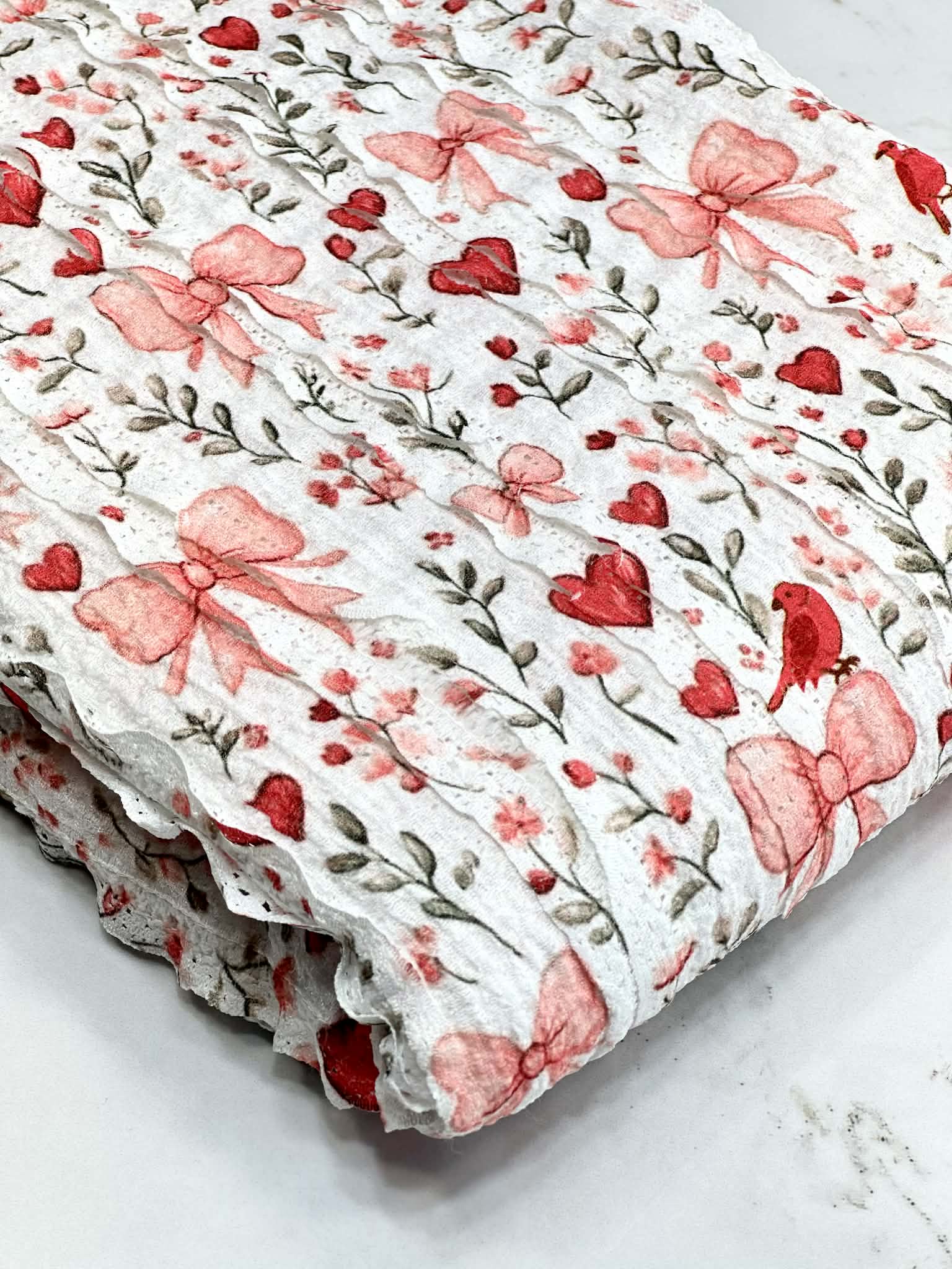 (RUFFLE LACE) HEARTS, BOWS, FLOWERS, AND RED BIRDS ON OFF WHITE