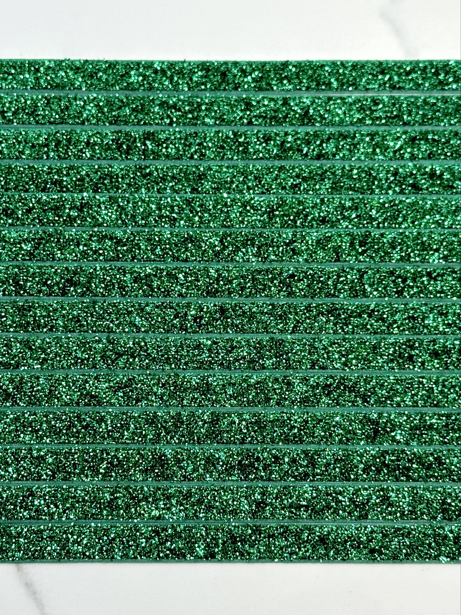 (TRIM) 3/8 ELASTIC EMERALD GREEN SHIMMER