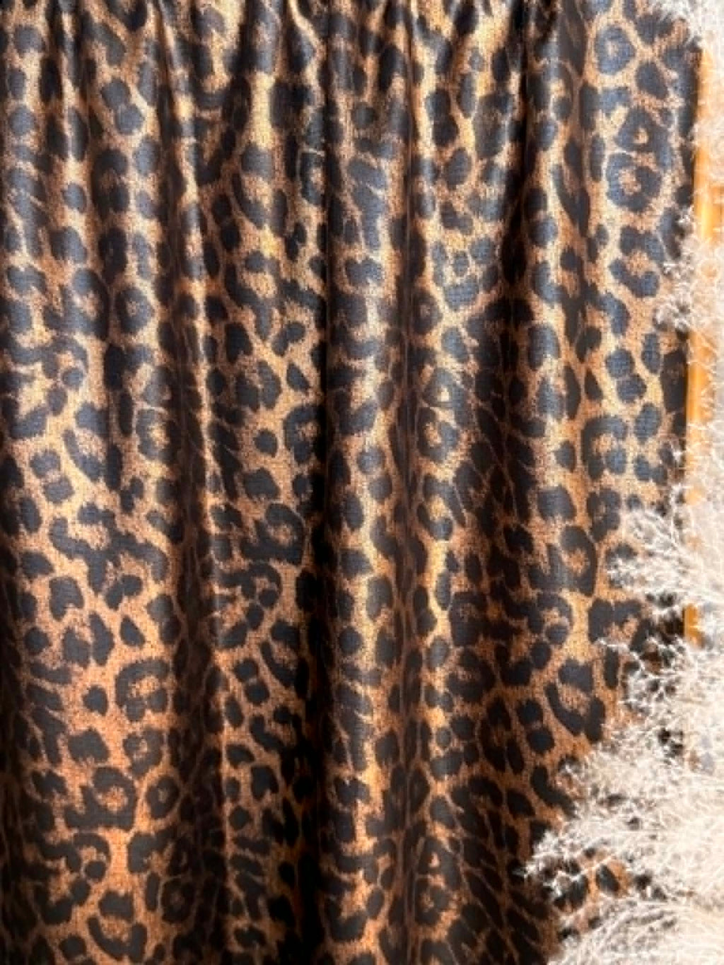(PLEATHER) BLACK LUXE LEOPARD