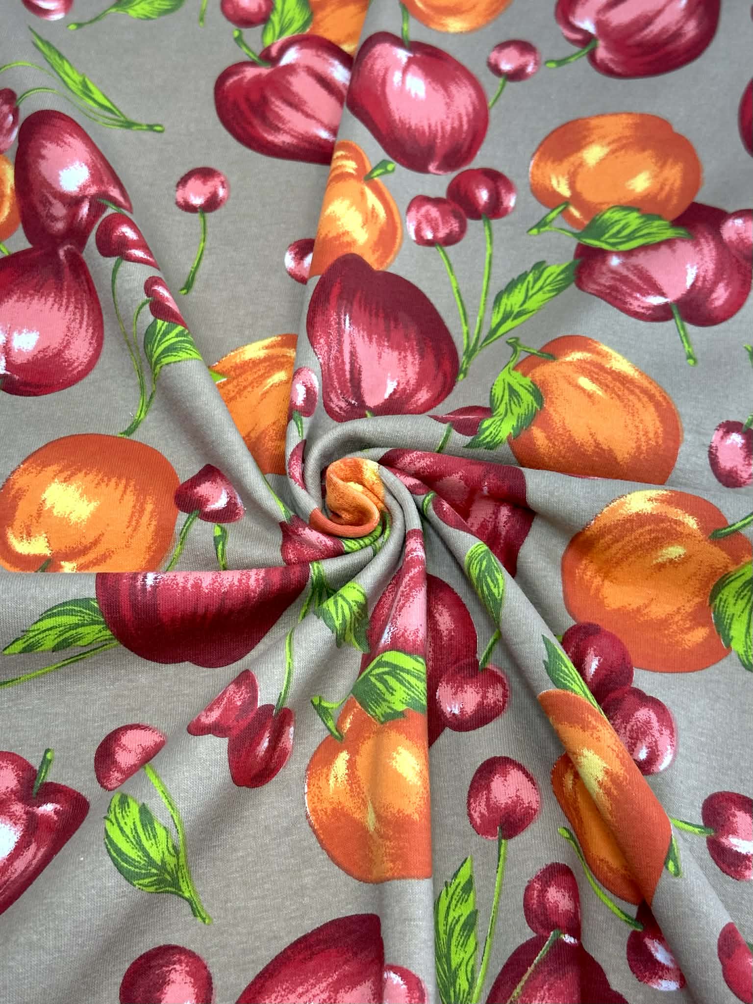 (COTTON SPANDEX) APPLES ON TAN