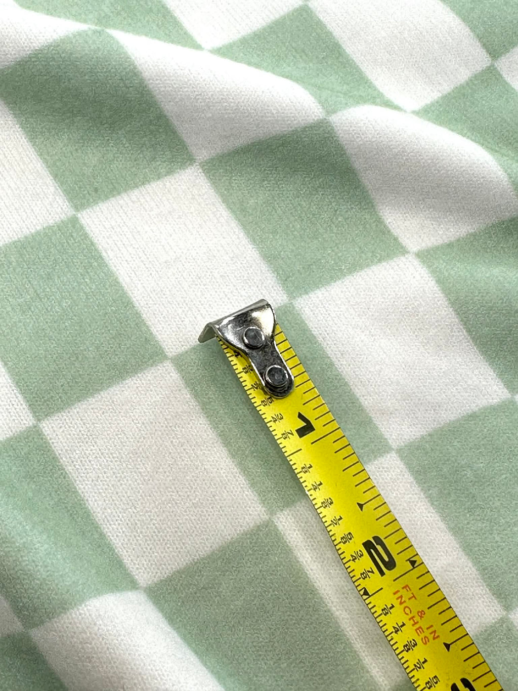 (BRUSHED OAKLEY) LIGHT GREEN AND OFF WHITE CHECKERD PATTERN