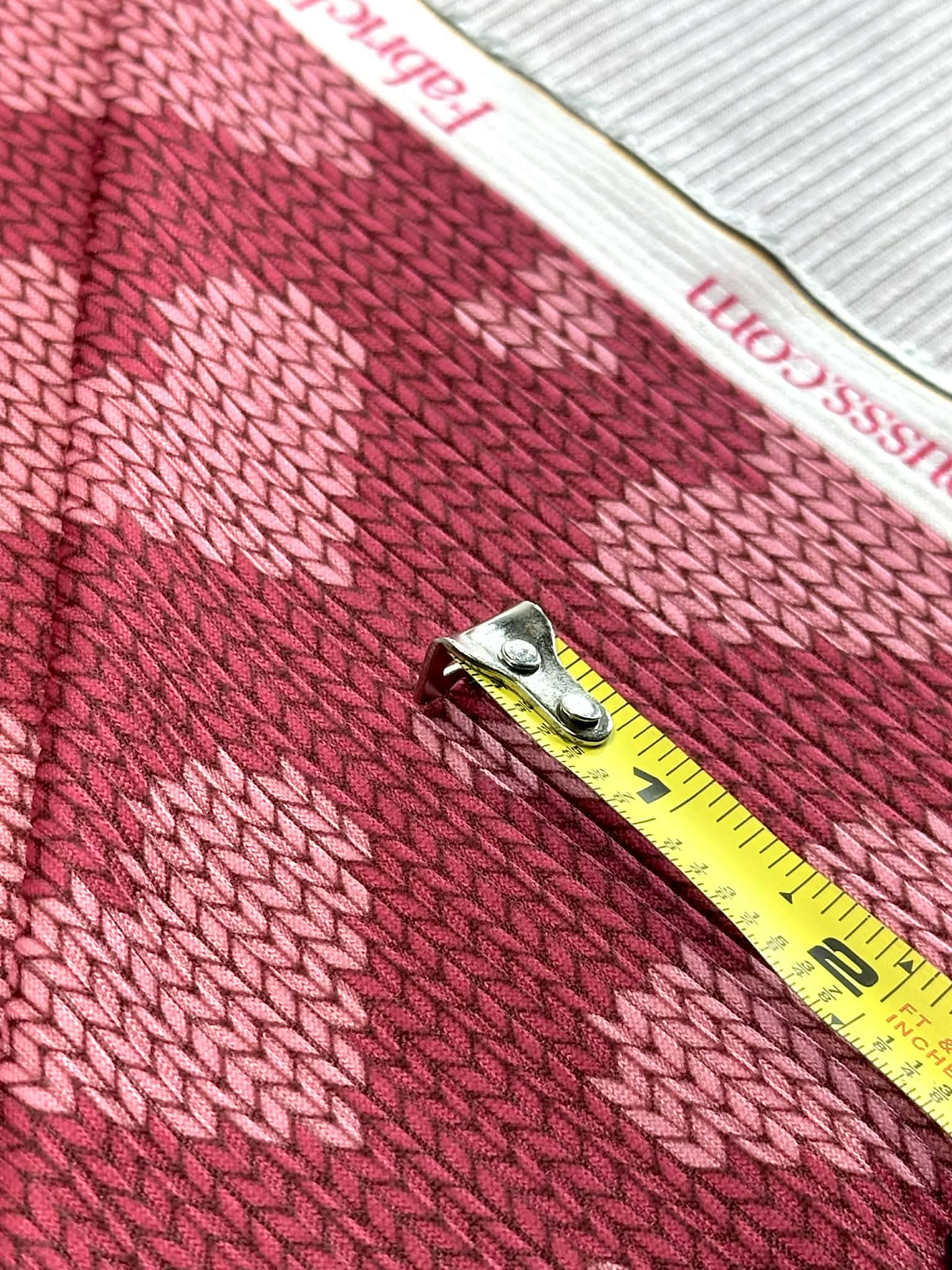 (4X2 YUMMY RIB) PINK KNIT HEARTS ON VINTAGE STRAWBERRY