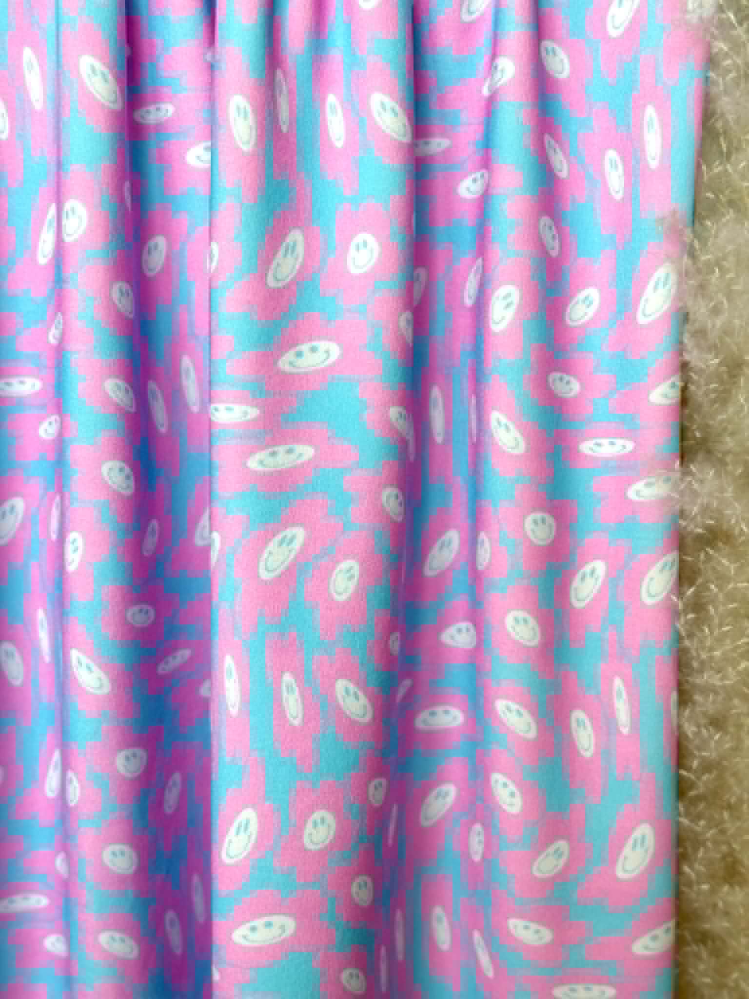 (SWIM TERRY) PINK HAPPY FACE FLOWERS ON BLUE