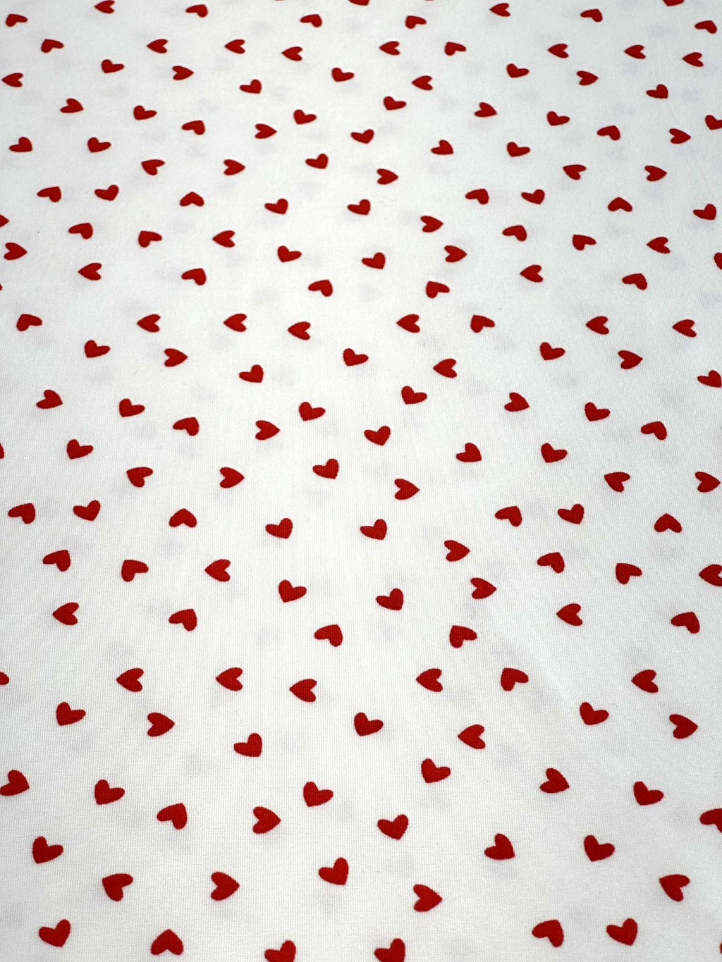 (DBP) RED TINY HEARTS ON OFF WHITE