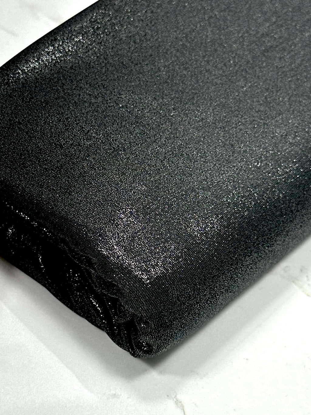 (KNIT) SILVER SHIMMER ON BLACK (1)
