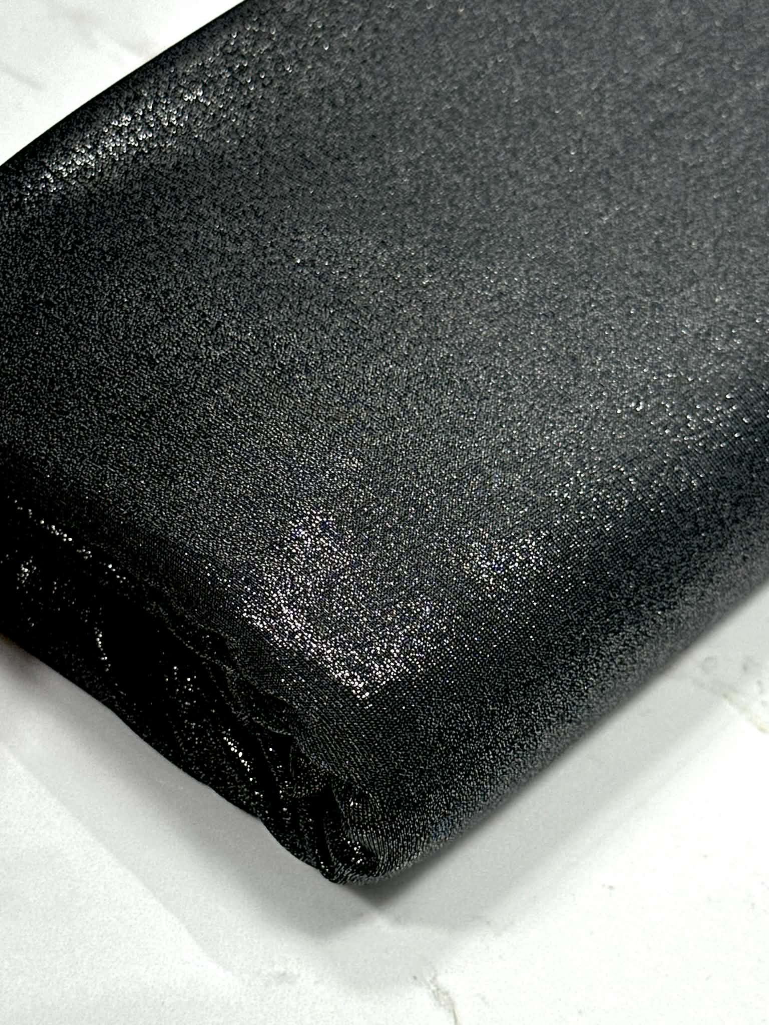 (KNIT) SILVER SHIMMER ON BLACK (1)