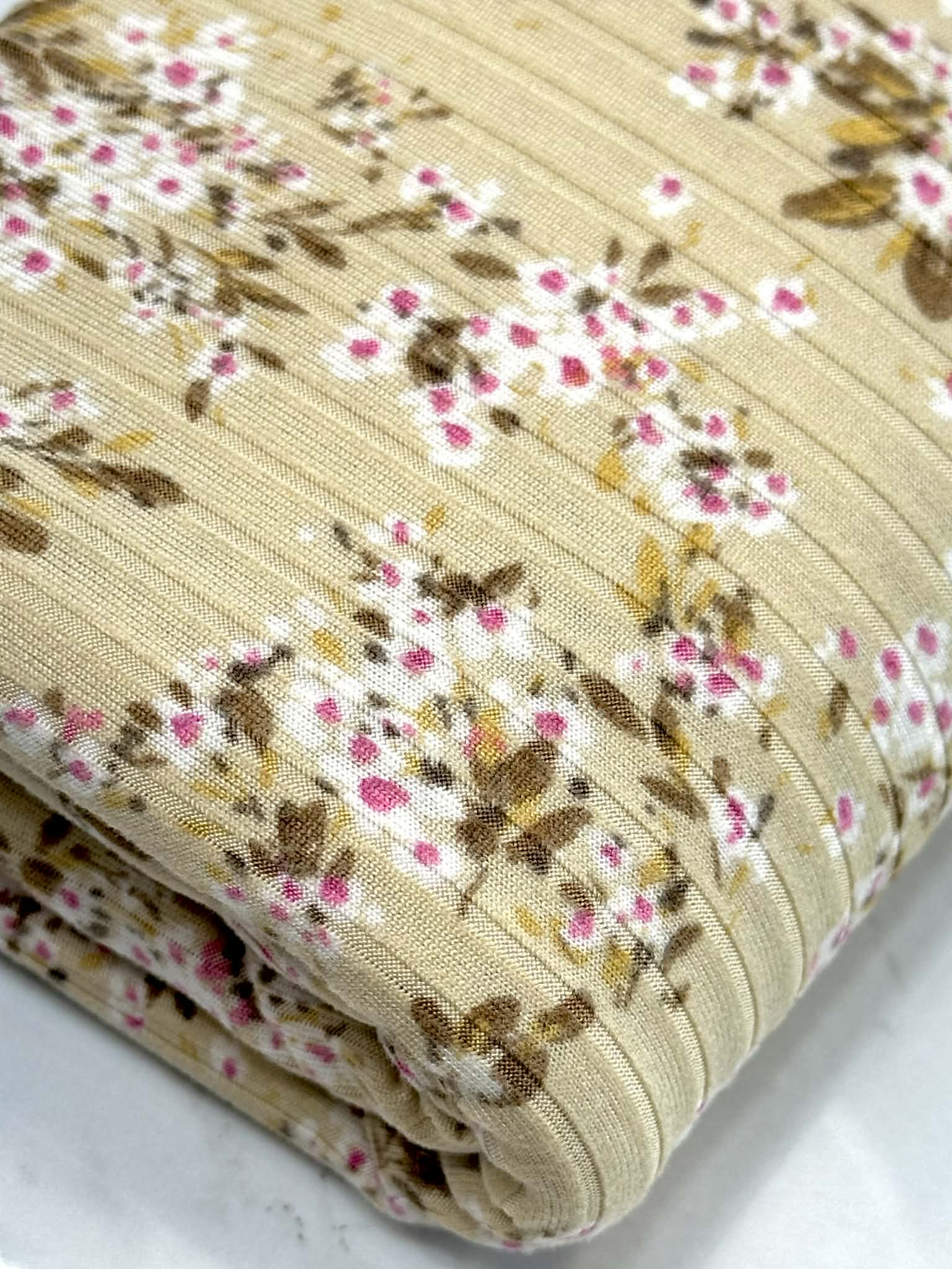 (WIDE RIB) PINK AND BROWN FLOWERS ON TAN