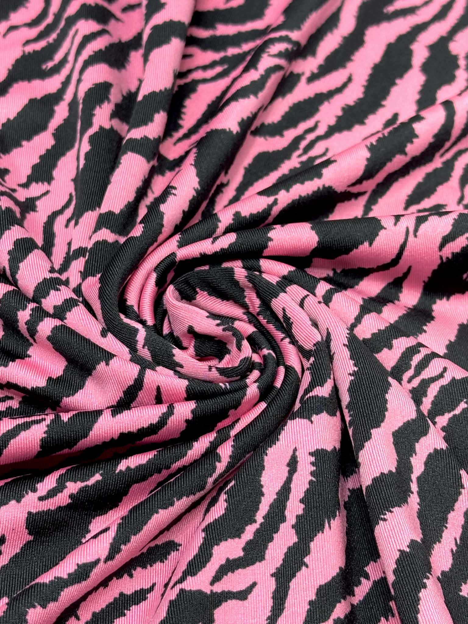 (ITY) BLACK ZEBRA ON PINK