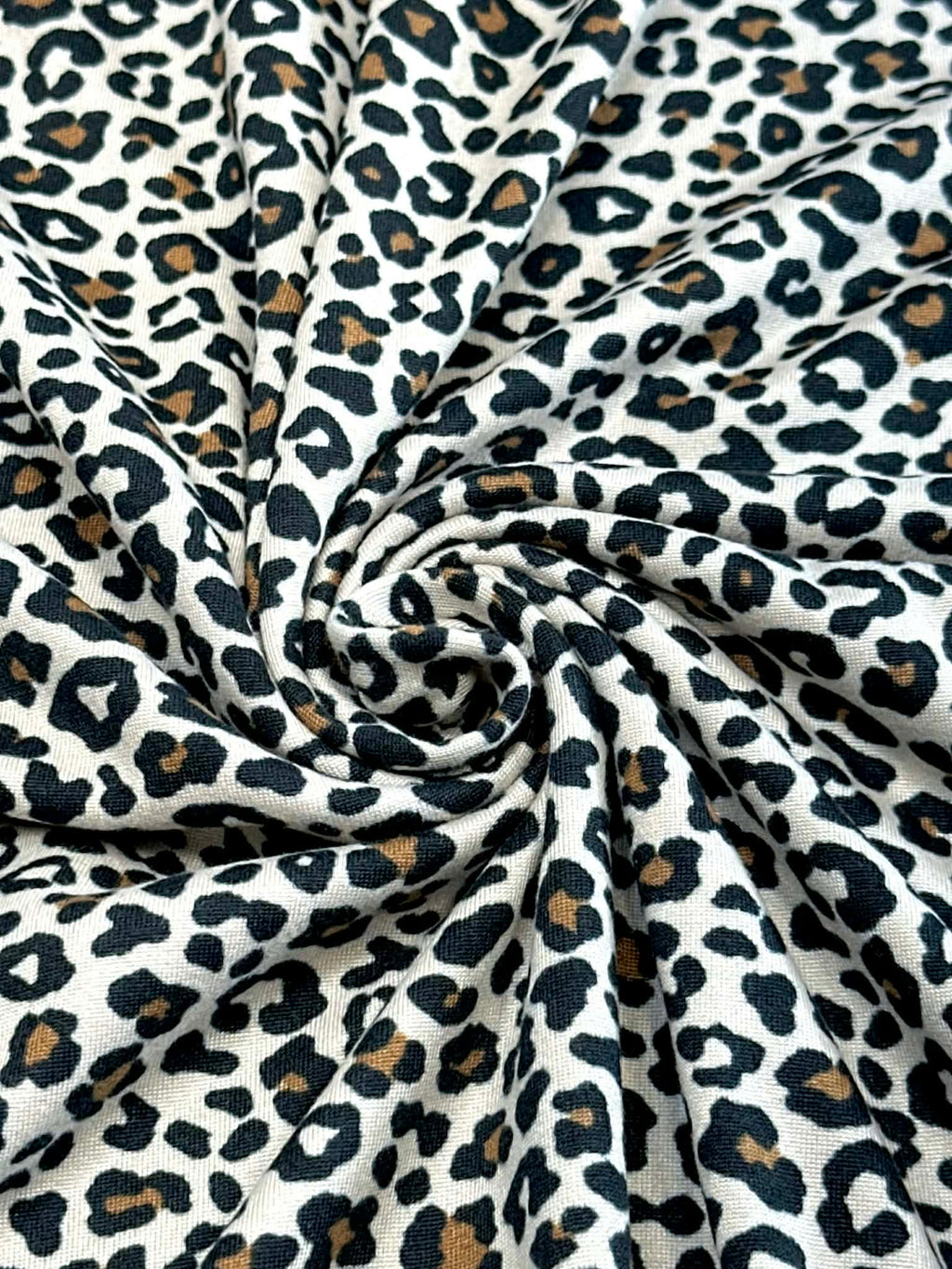 (DBP) TINY CARAMEL CHEETAH ON TAUPE
