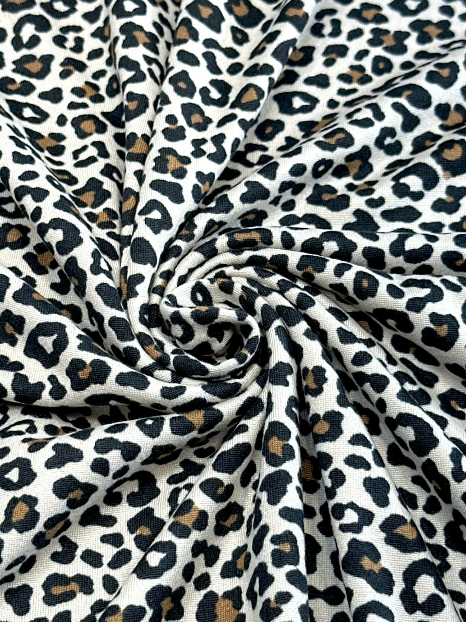 (DBP) TINY CARAMEL CHEETAH ON TAUPE