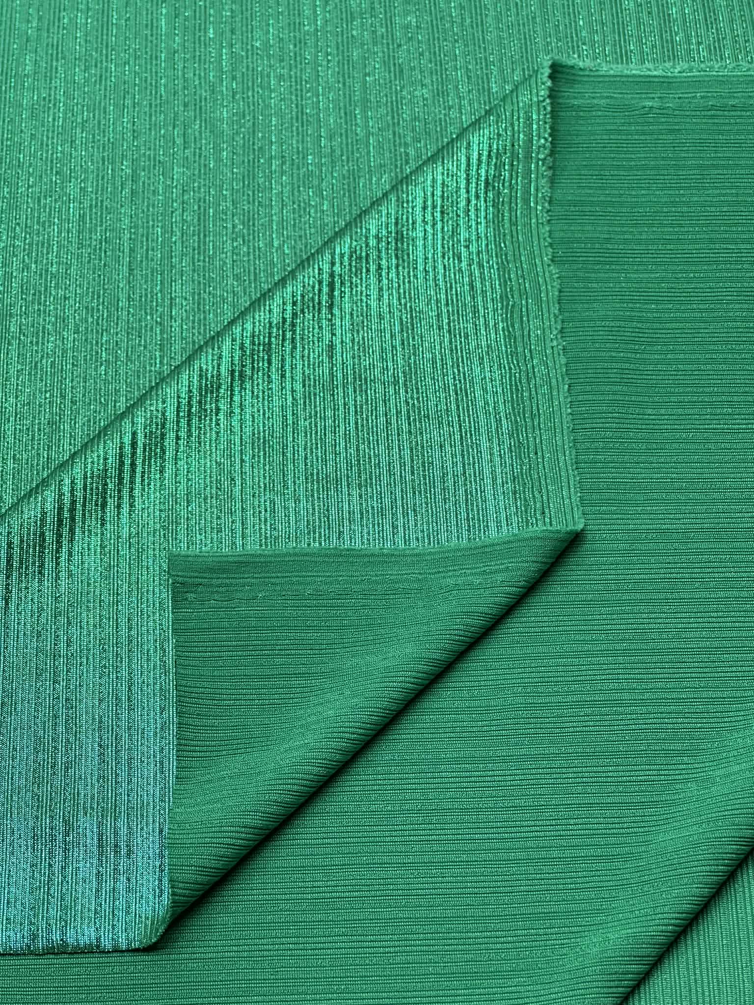 (SLINKY RIB) GREEN SHIMMER