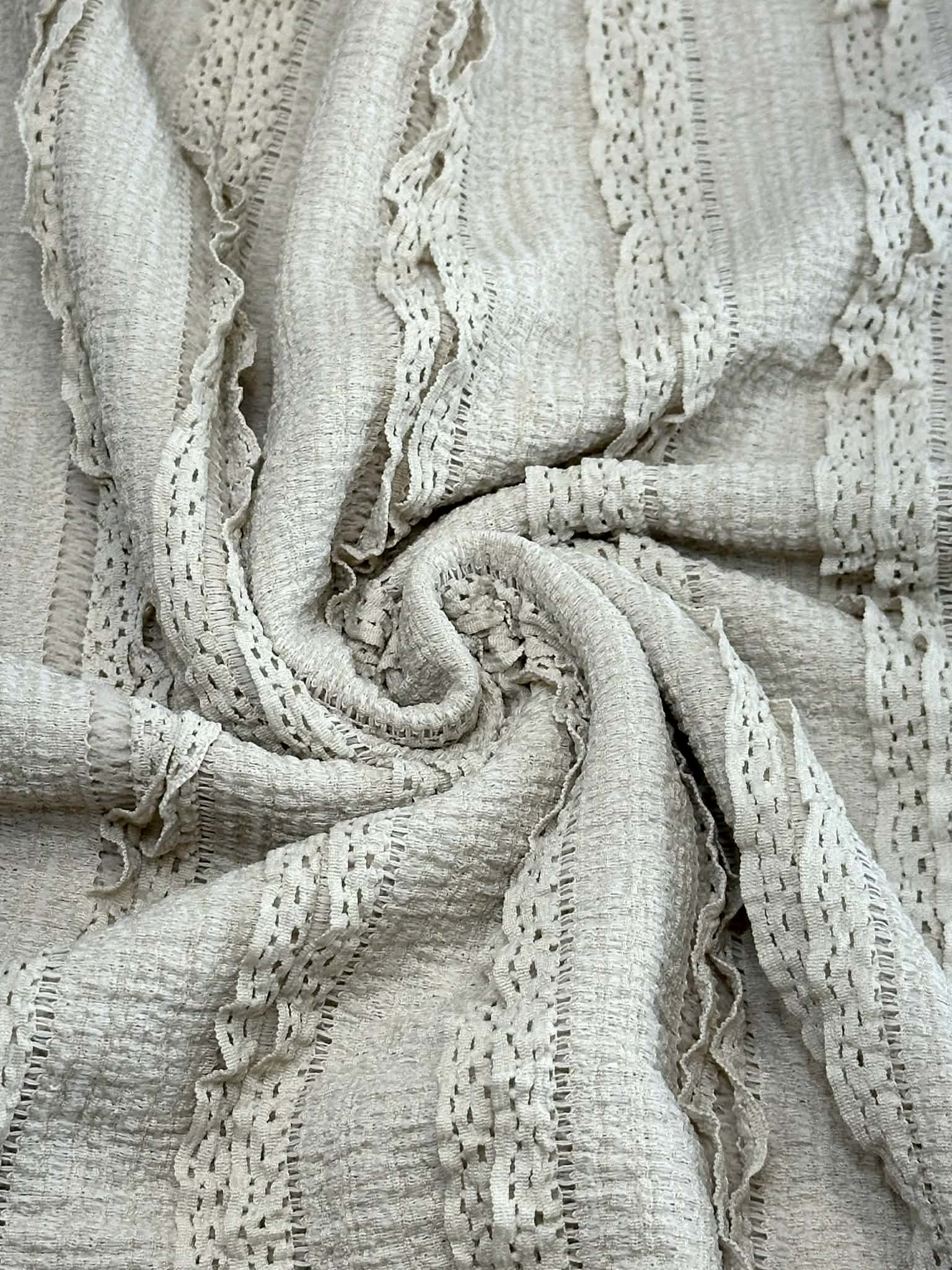 (RUFFLE LACE) VANILLA