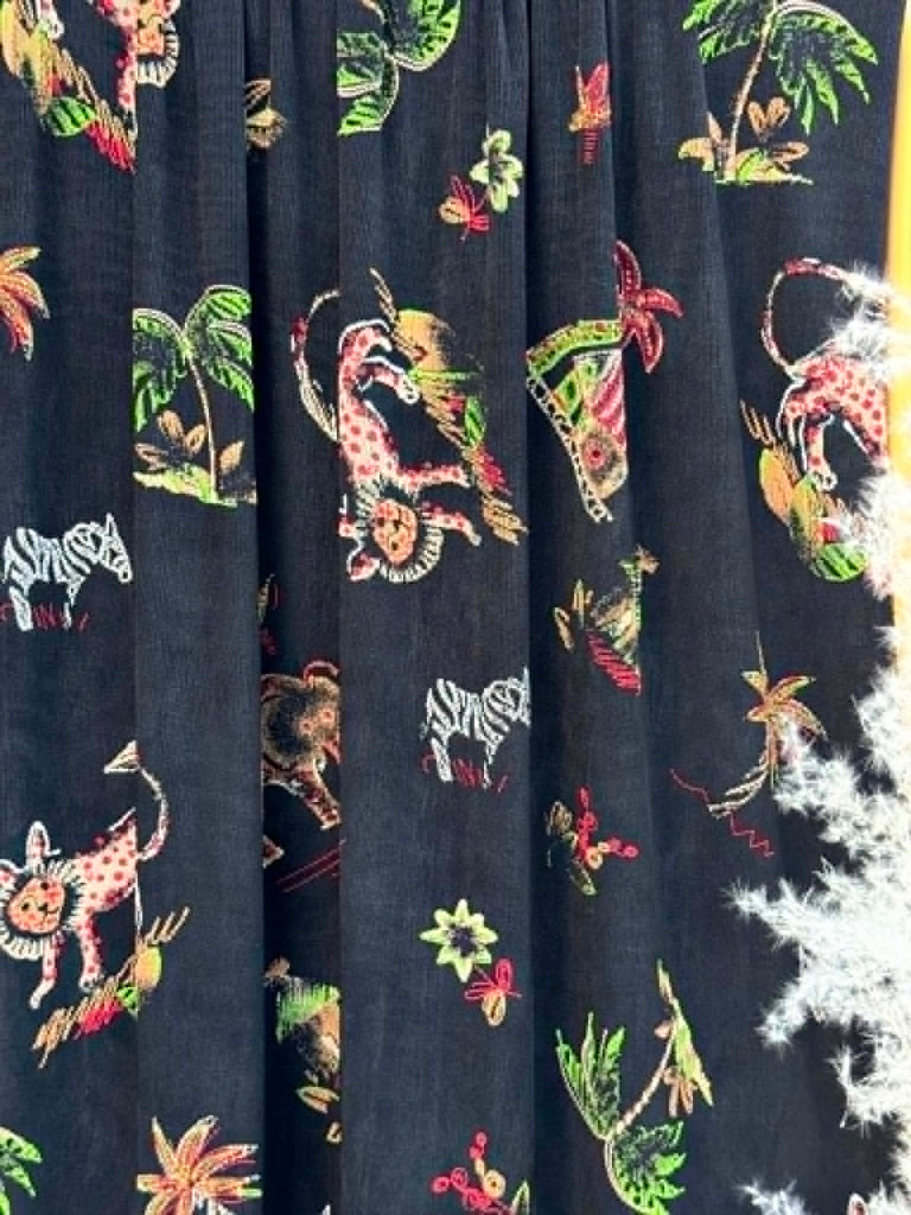 (KNIT) SAFARI PRINT ON BLACK