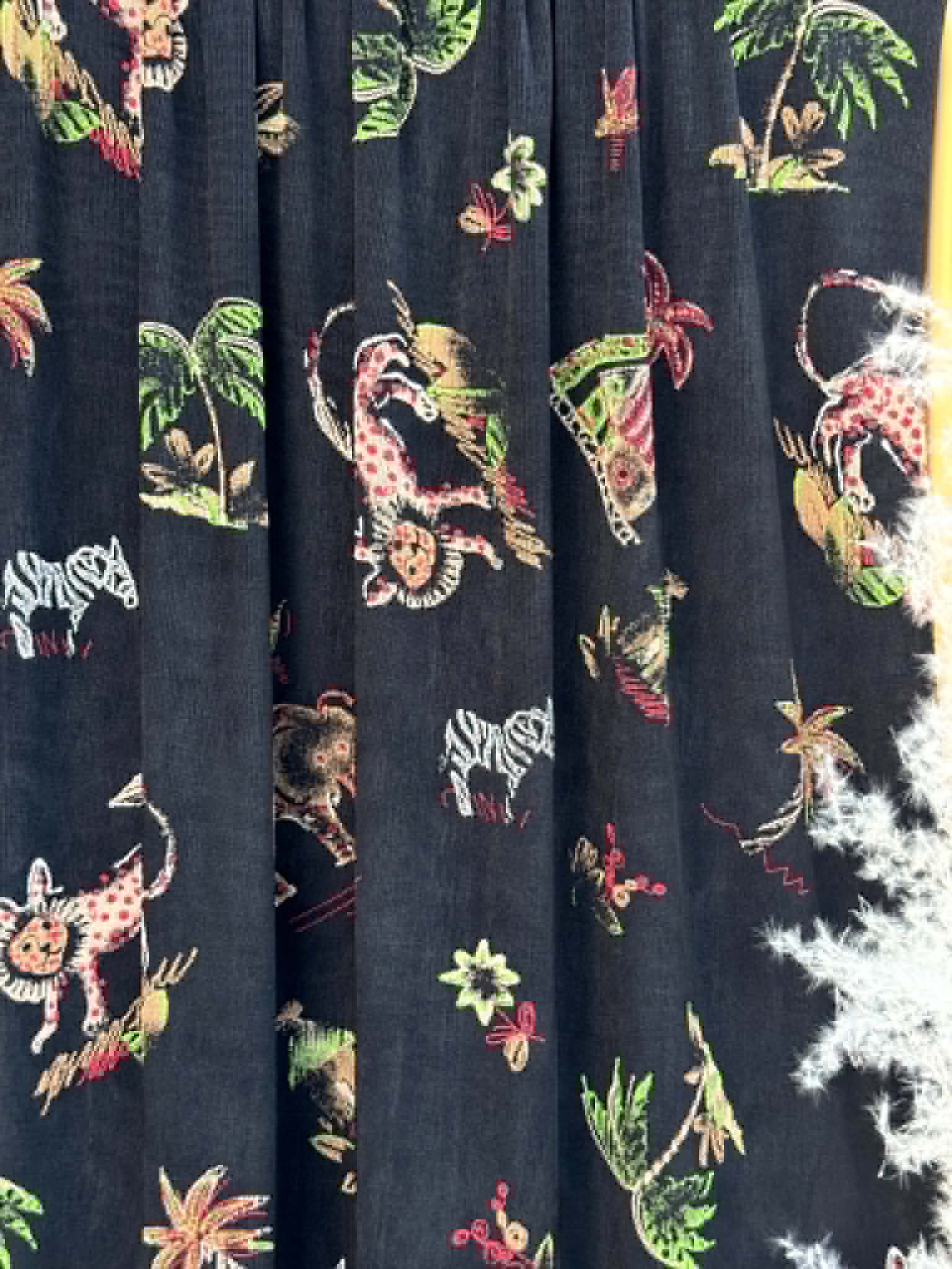 (KNIT) SAFARI PRINT ON BLACK